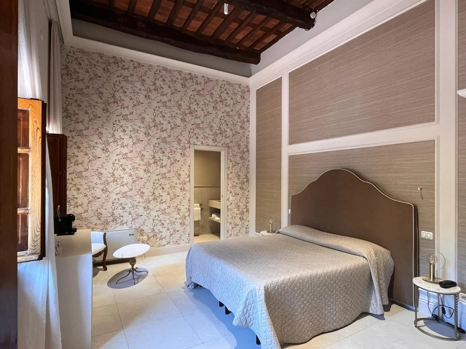 Photo of the whole room, Bed in Hotel Villa Cheli