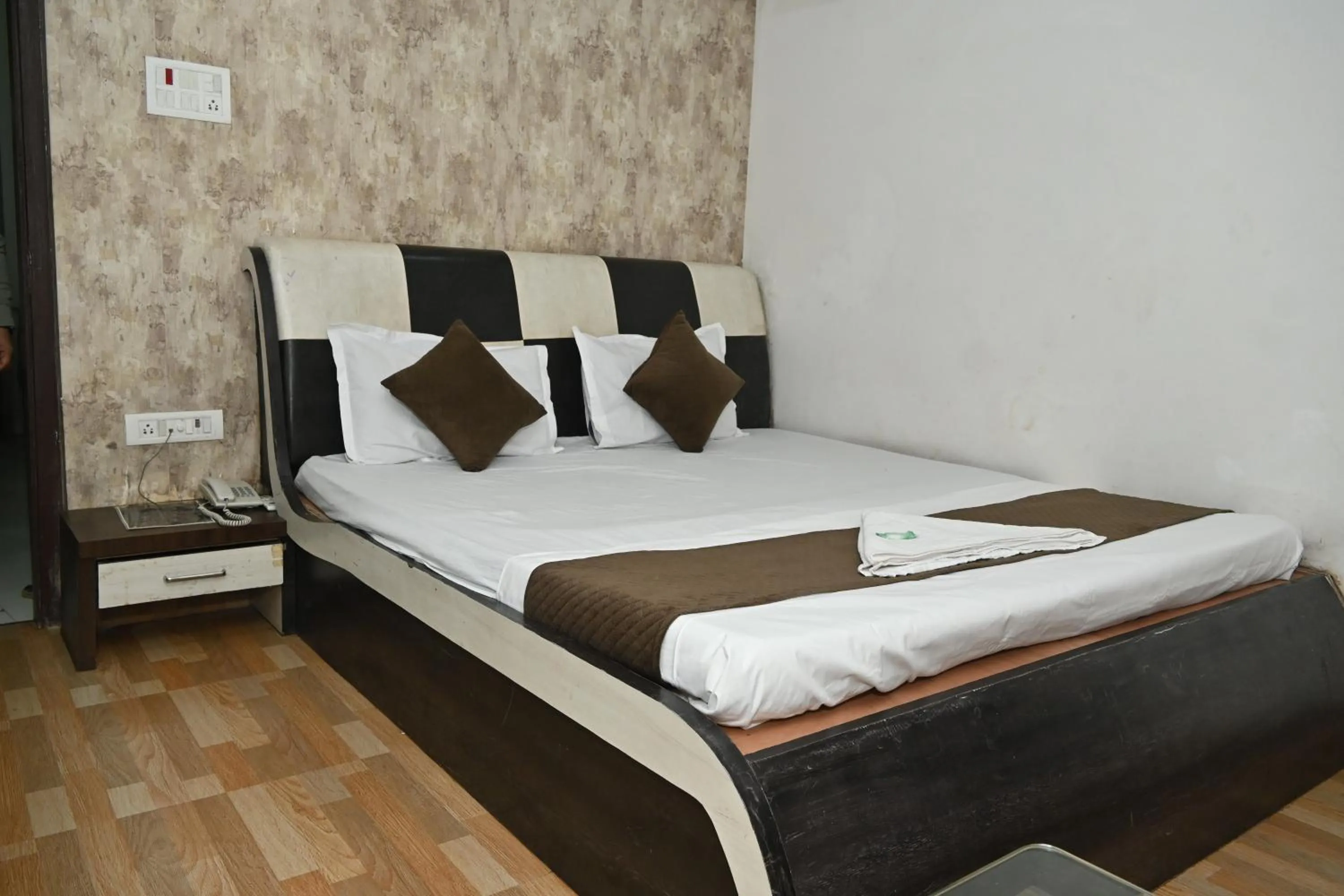 Bed in Maurya Royal
