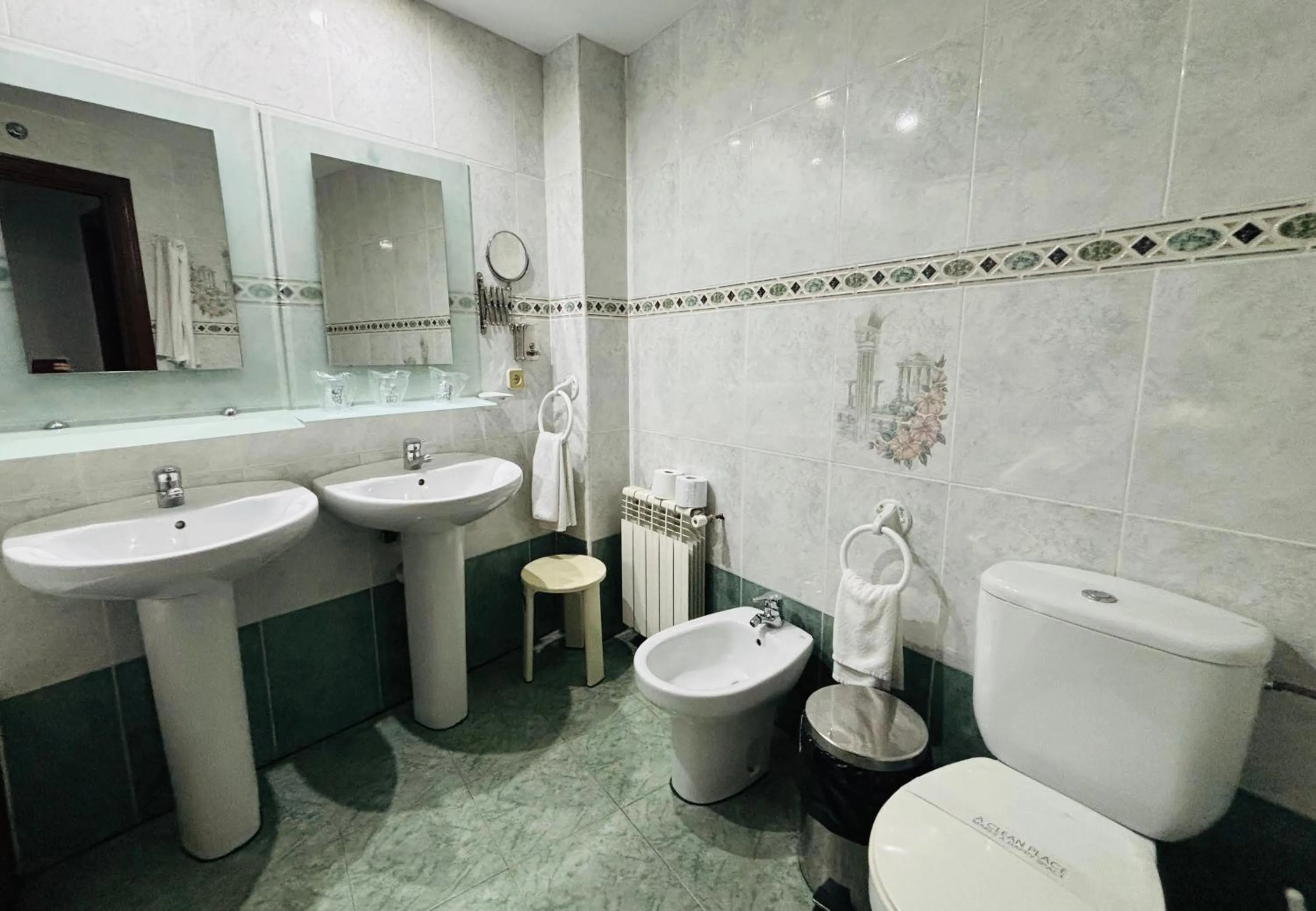 Bathroom in Hotel Praderón