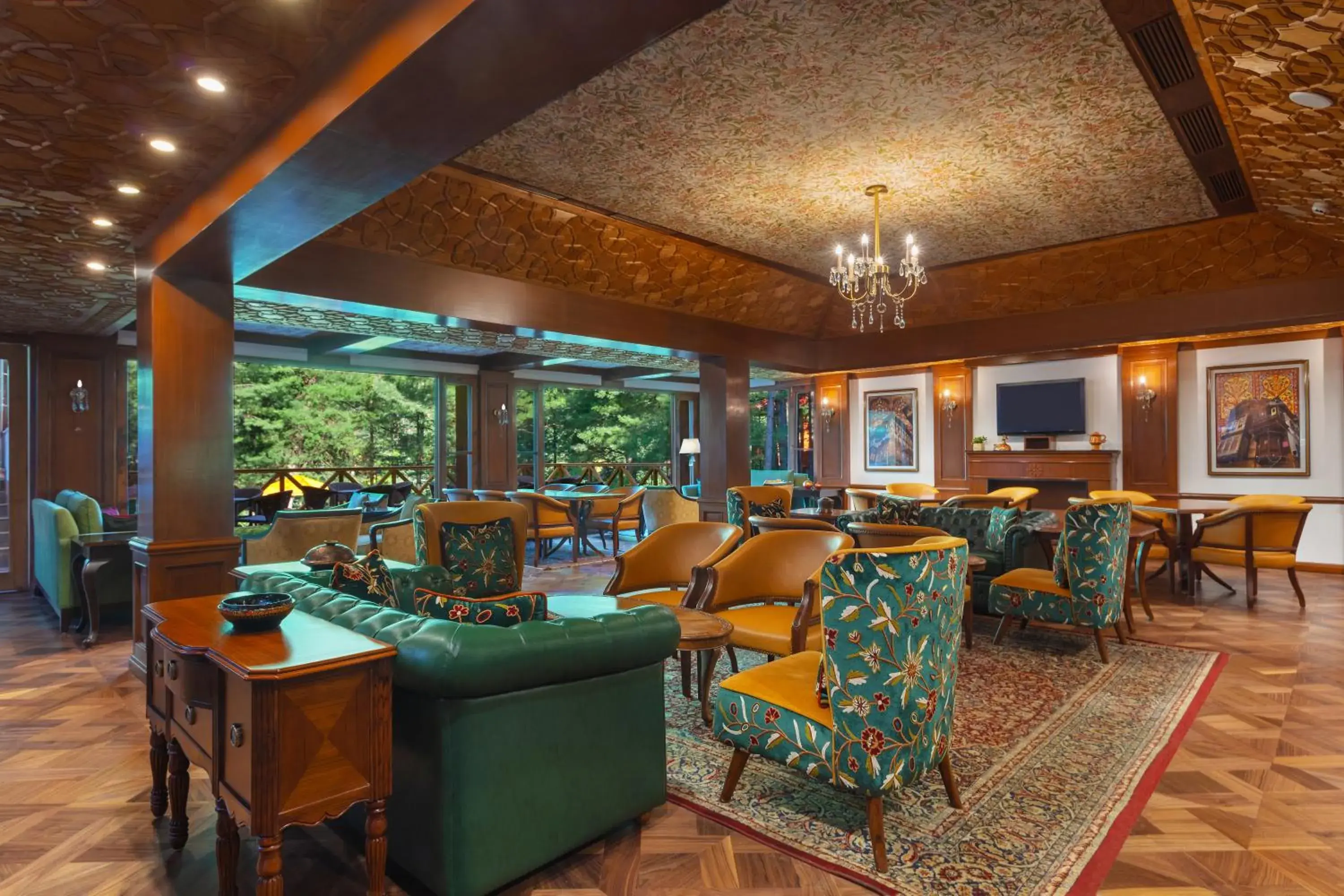 Lounge or bar in Welcomhotel by ITC Hotels, Pine N Peak, Pahalgam Lounge or bar in Welcomhotel by ITC Hotels, Pine N Peak, Pahalgam