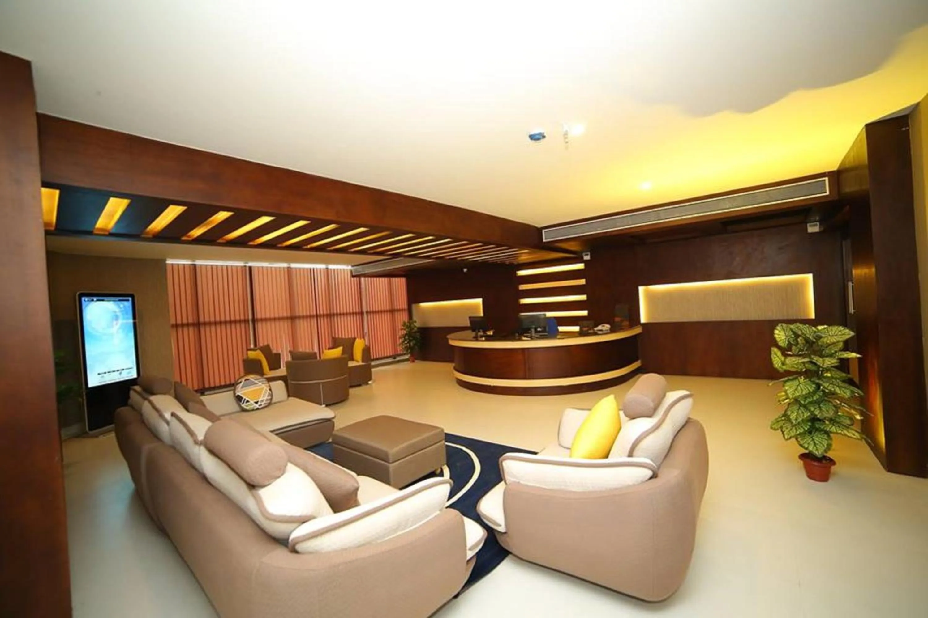 Lobby or reception in Vavas Inn & Suites