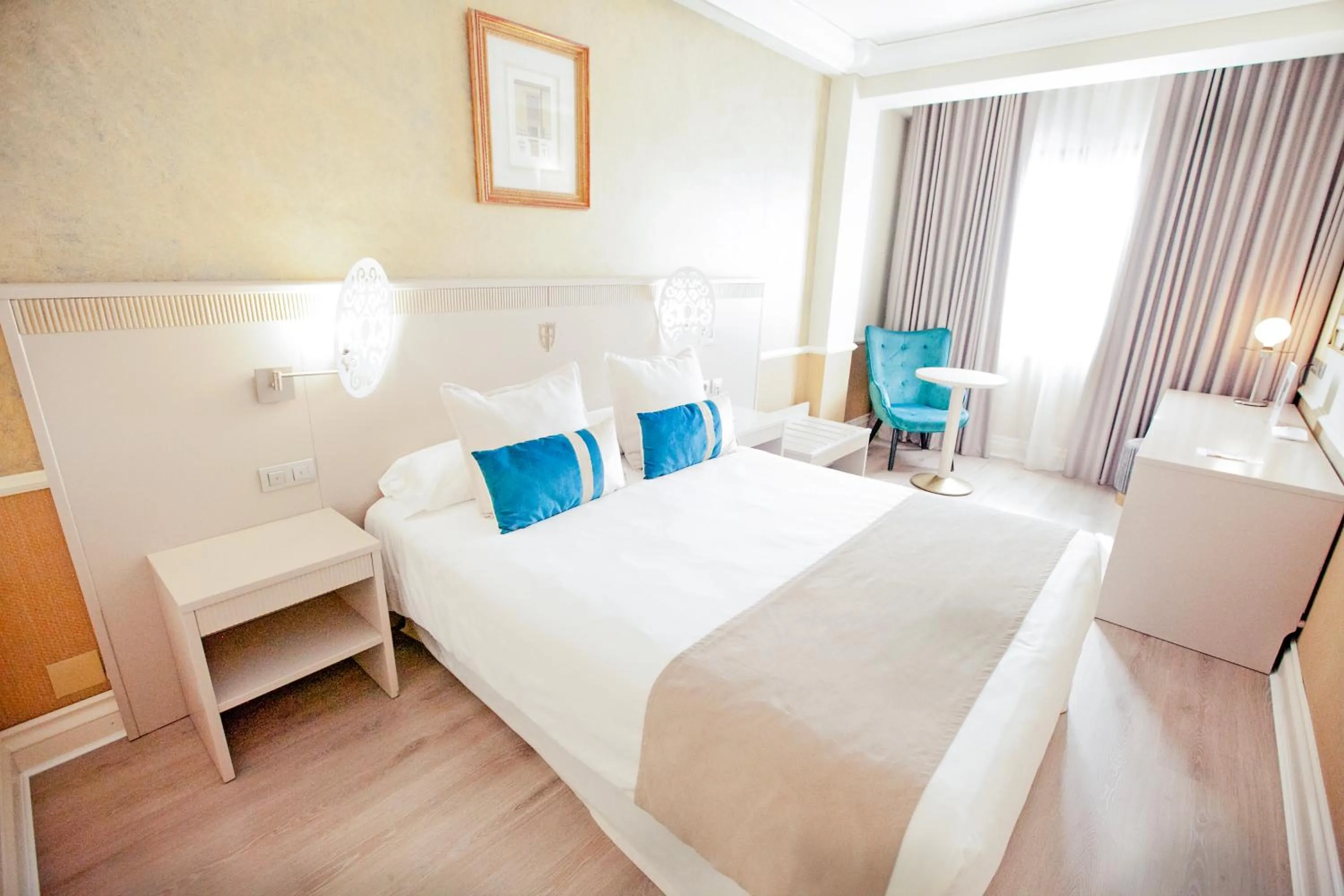 Bed in Hotel Alfonso VIII