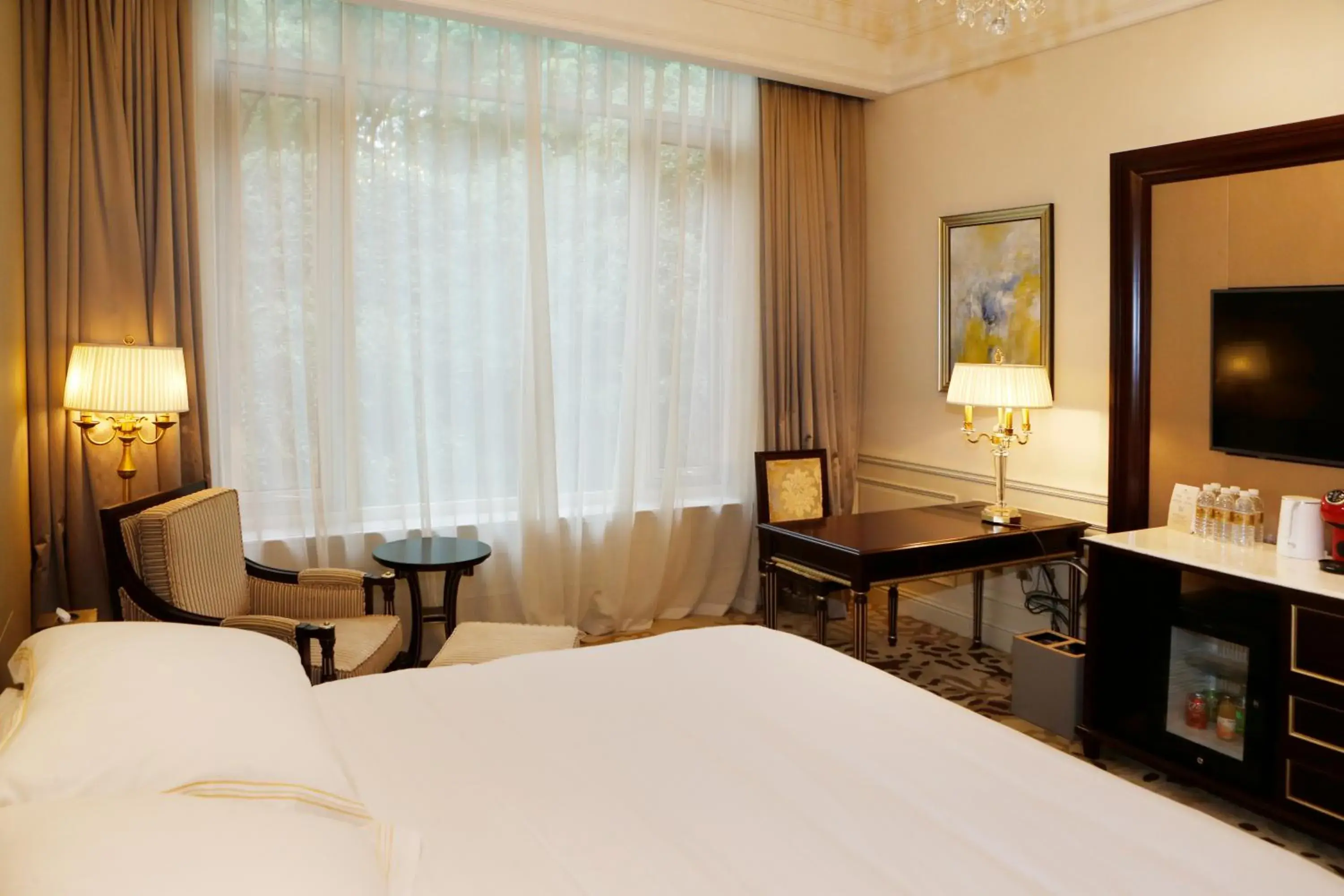 Bedroom, Bed in Hong Qiao State Guest House Bedroom, Bed in Hong Qiao State Guest House