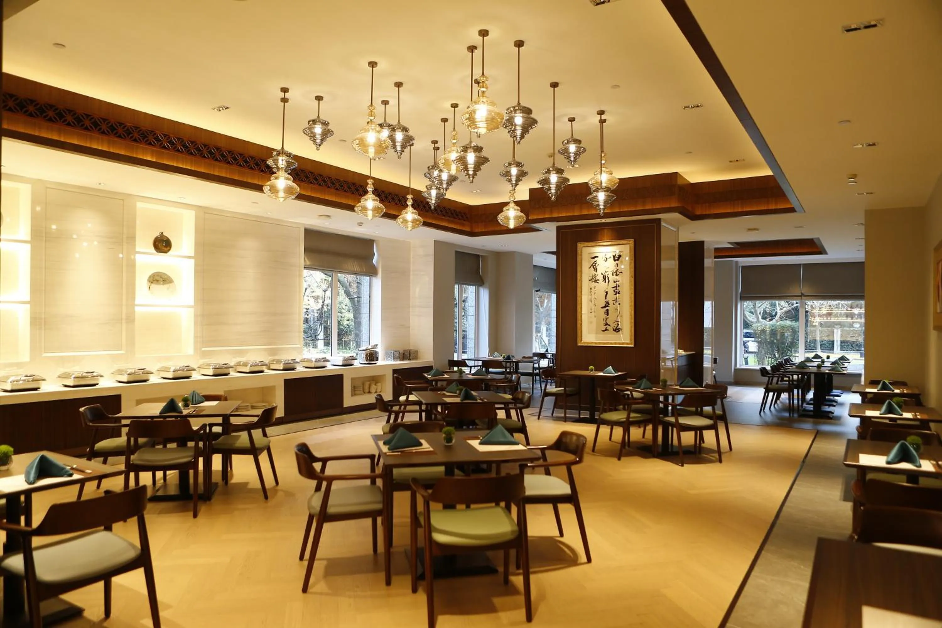 Restaurant/places to eat in Hong Qiao State Guest House