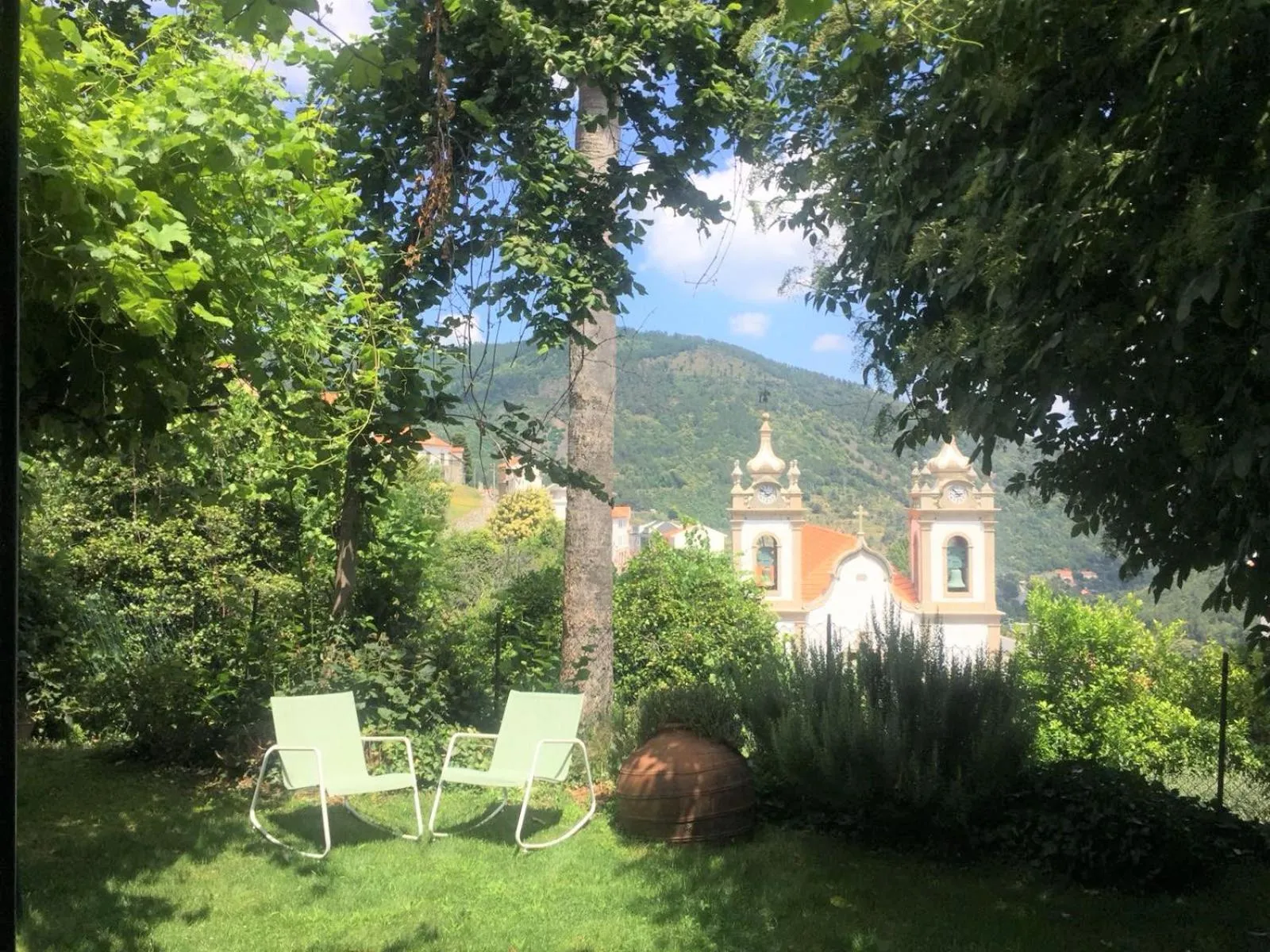 Nearby landmark in Casa Das Obras