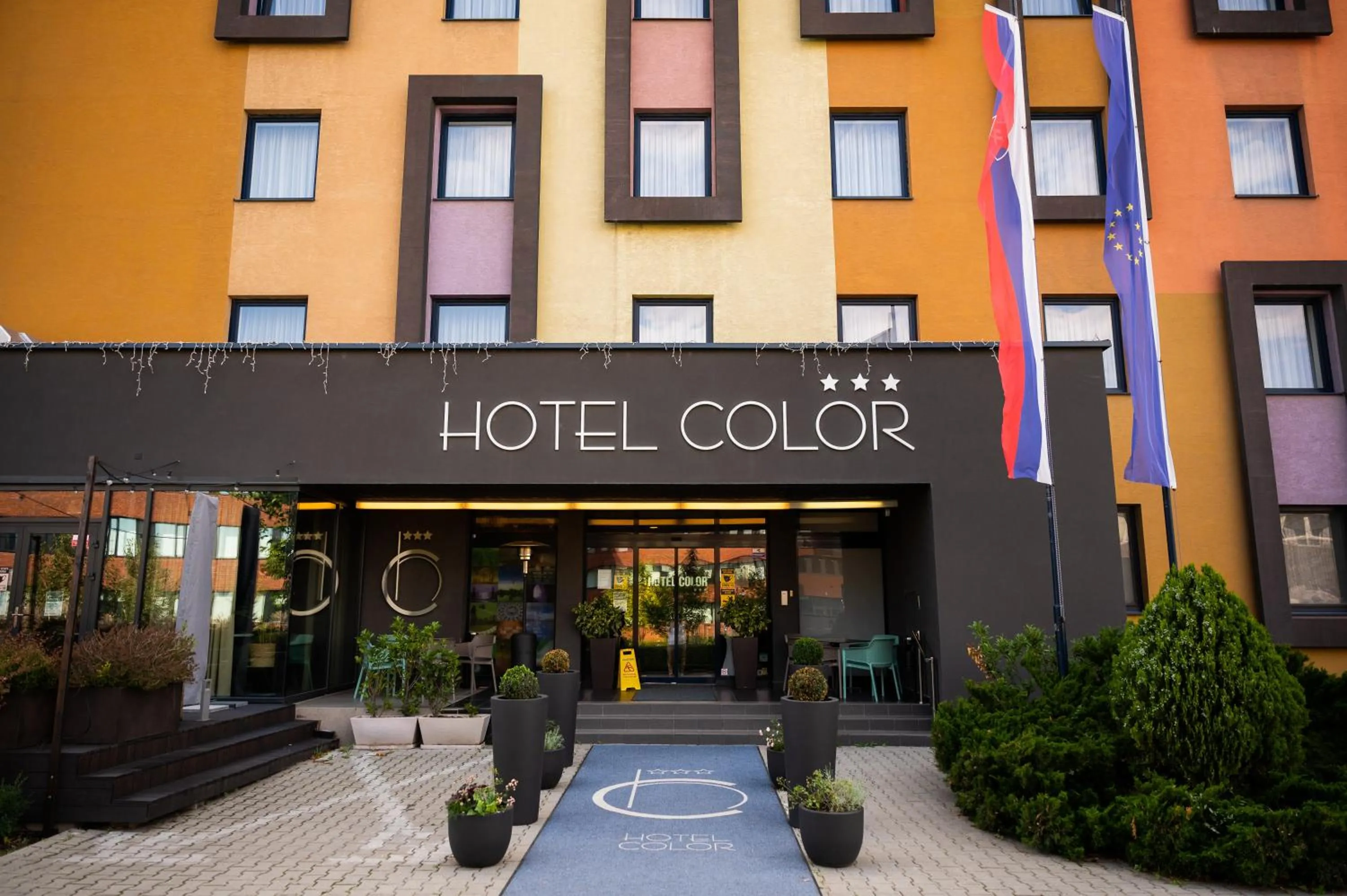 Property building in Hotel Color