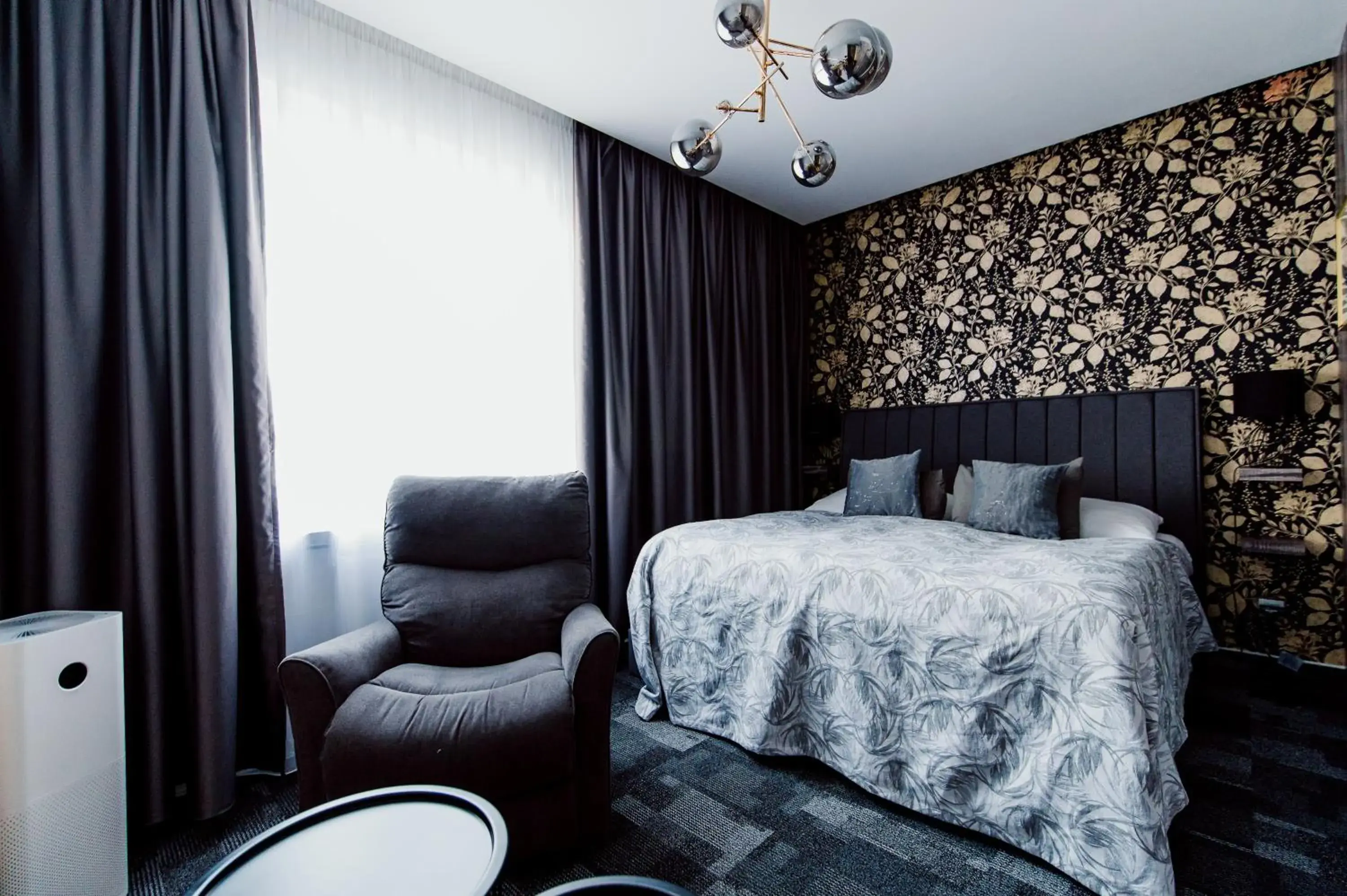 Deluxe Room in Hotel Color Deluxe Room in Hotel Color