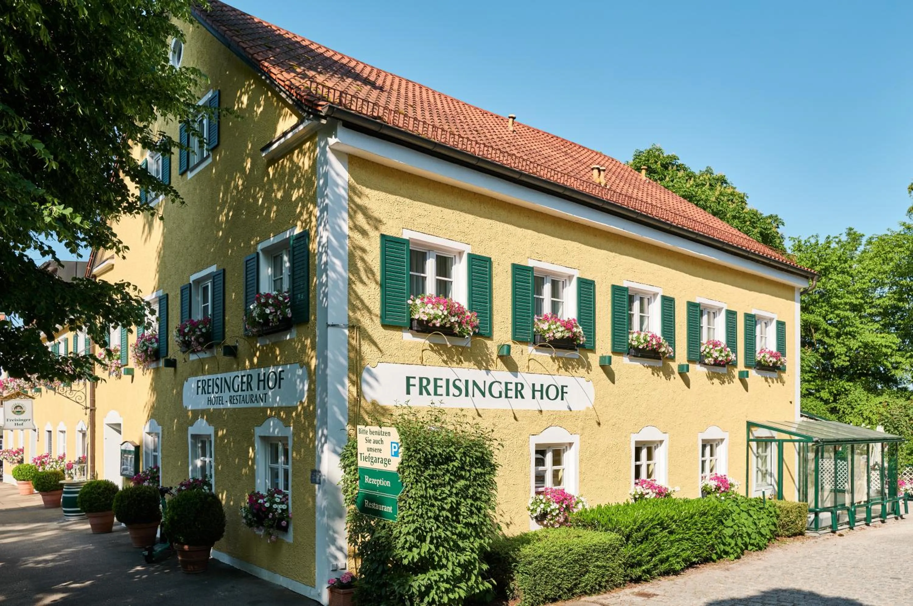 Property building in Hotel Freisinger Hof