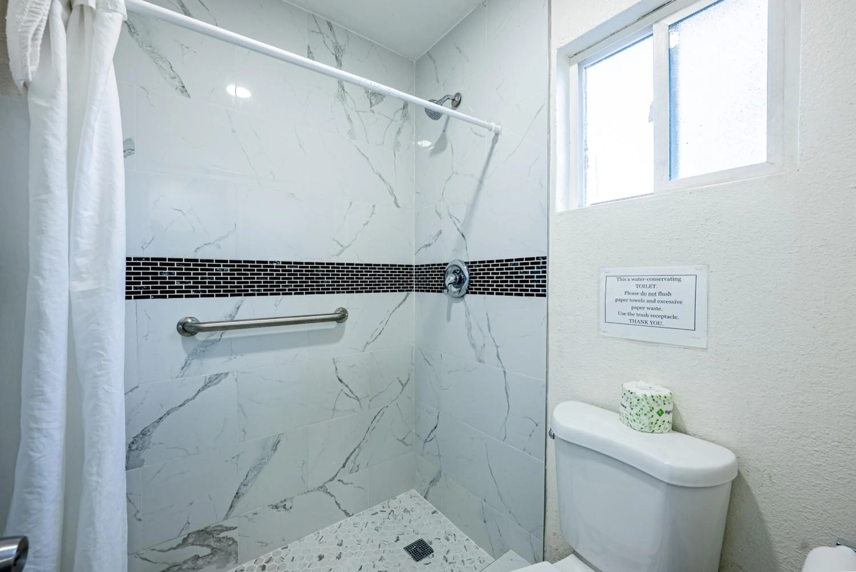 Town and Country Inn