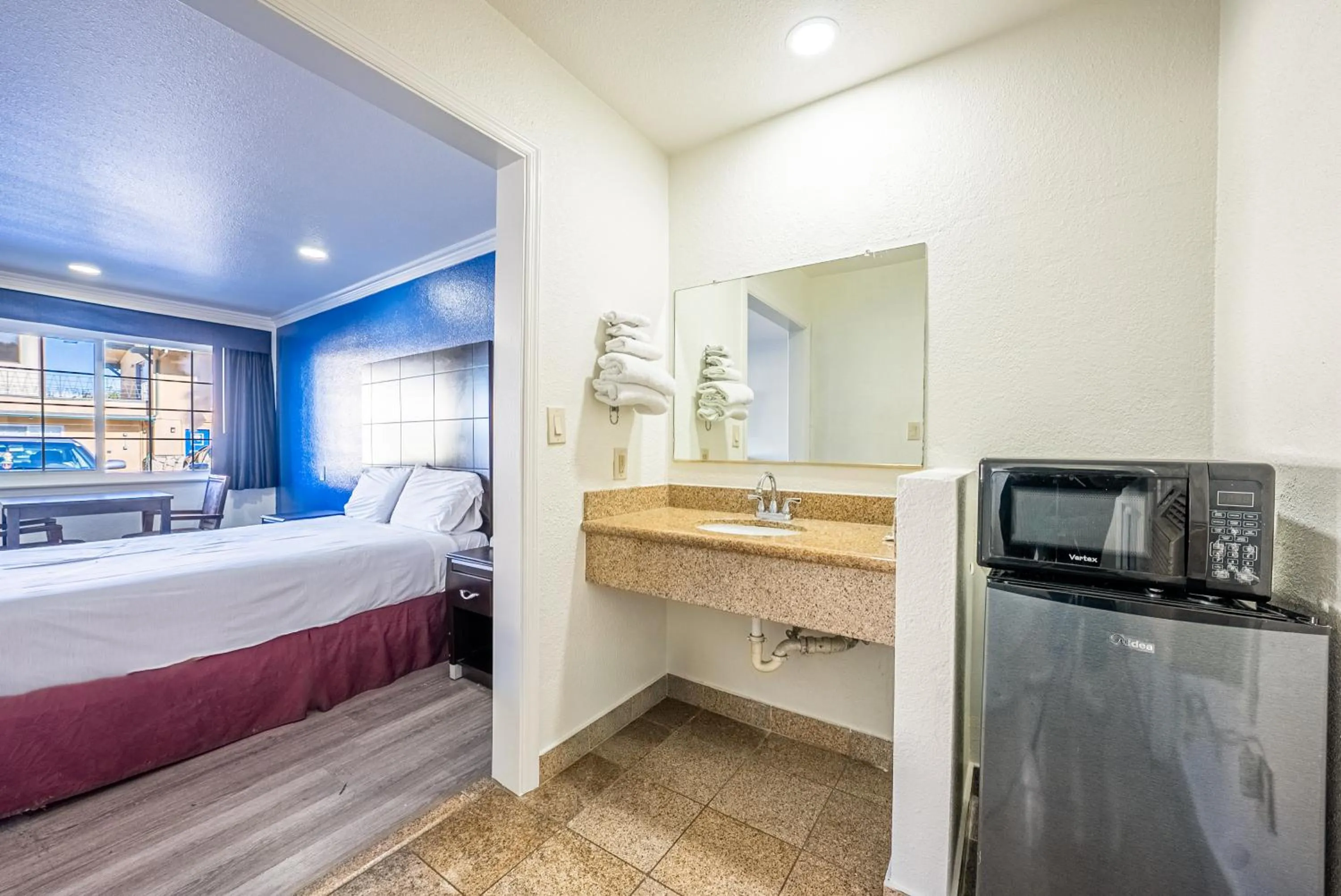 Bed in Town and Country Inn