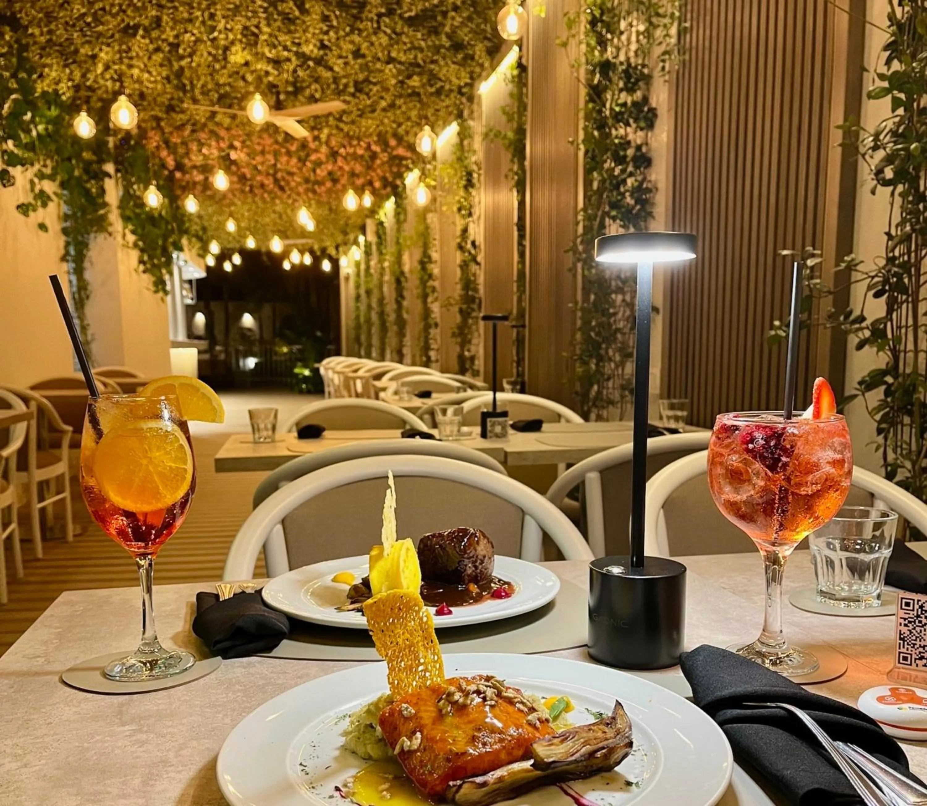 Restaurant/places to eat in Holiday Inn Rosario by IHG