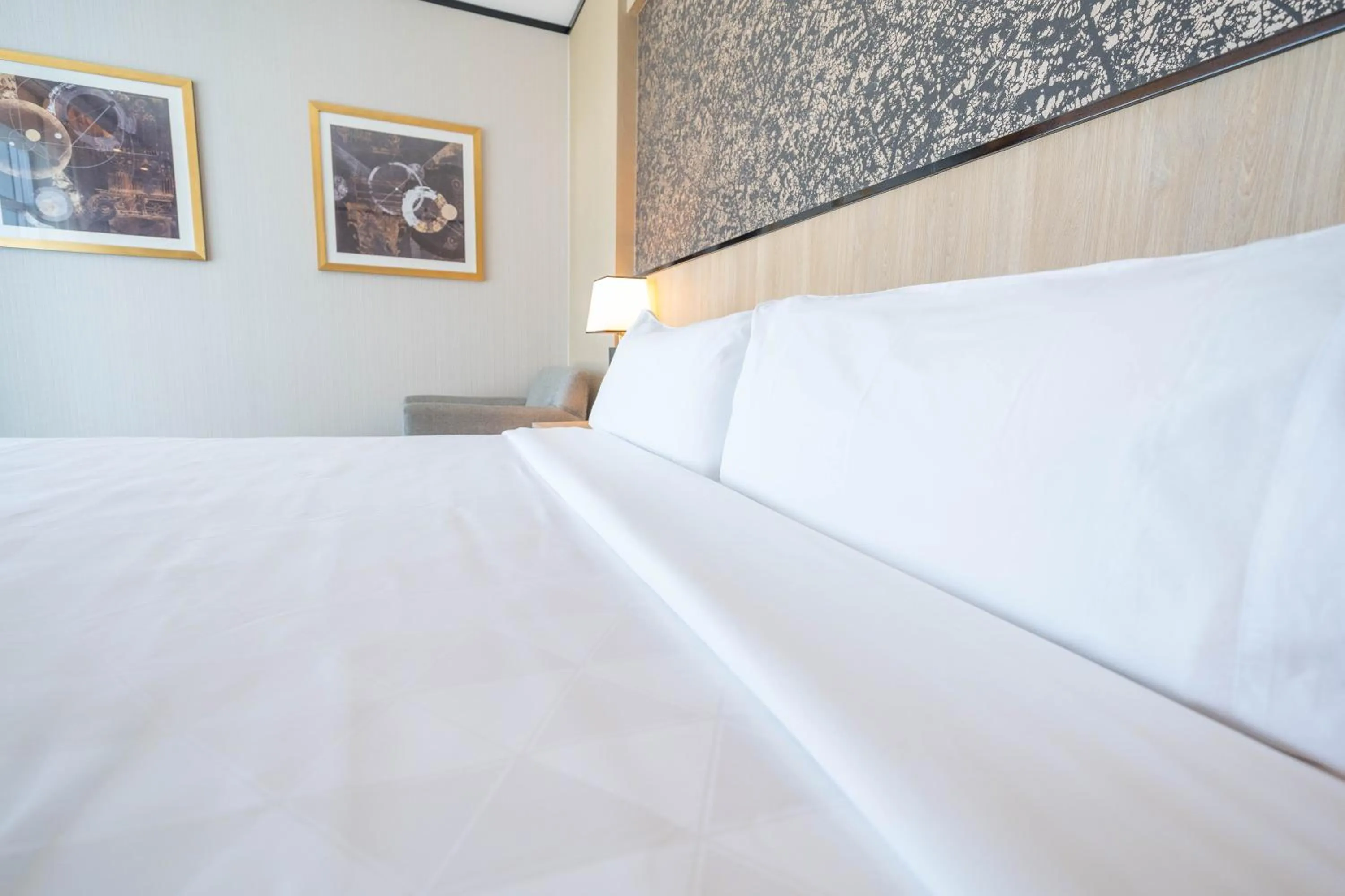 Bedroom, Bed in Holiday Inn Rosario by IHG