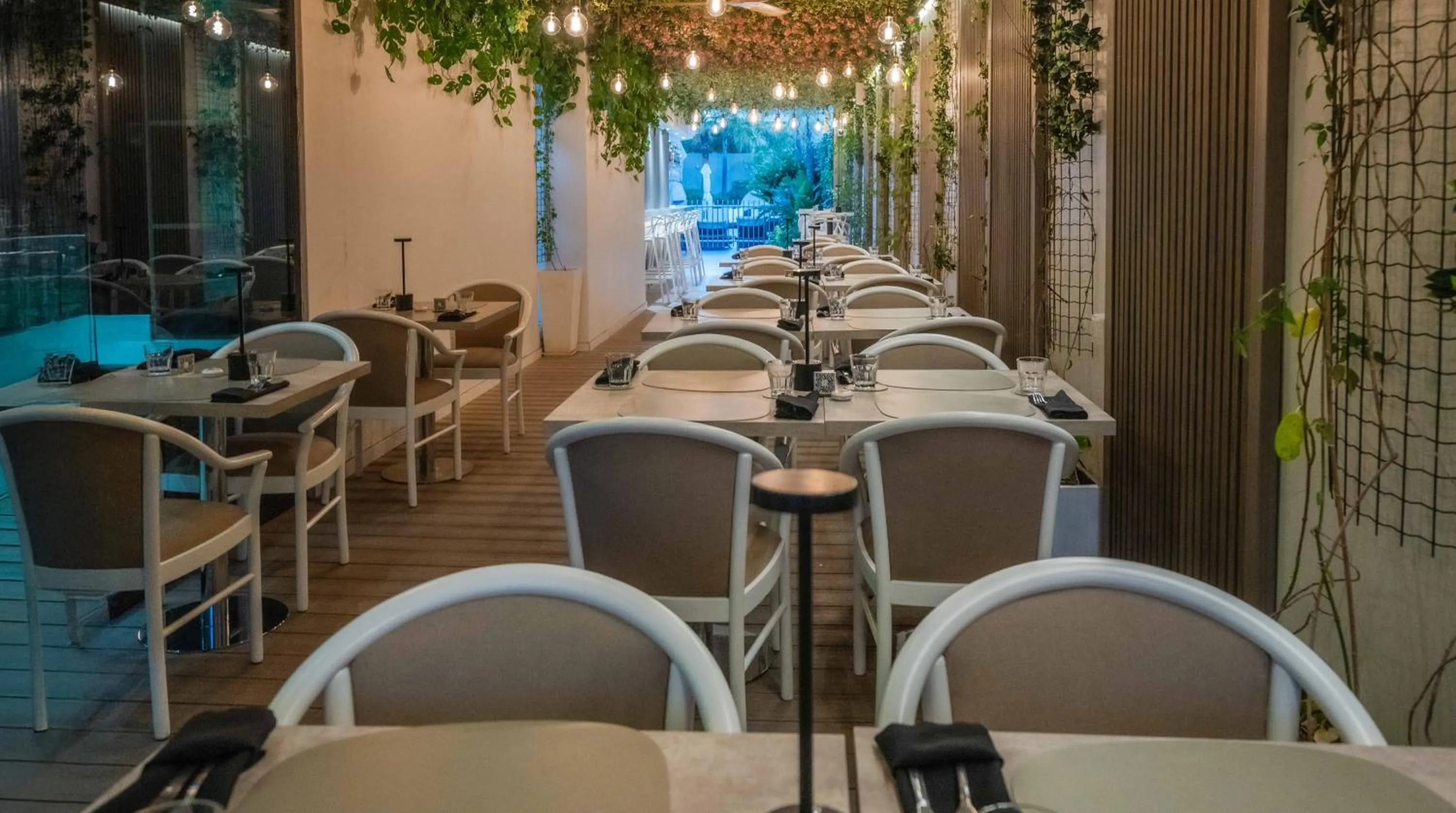 Restaurant/places to eat in Holiday Inn Rosario by IHG