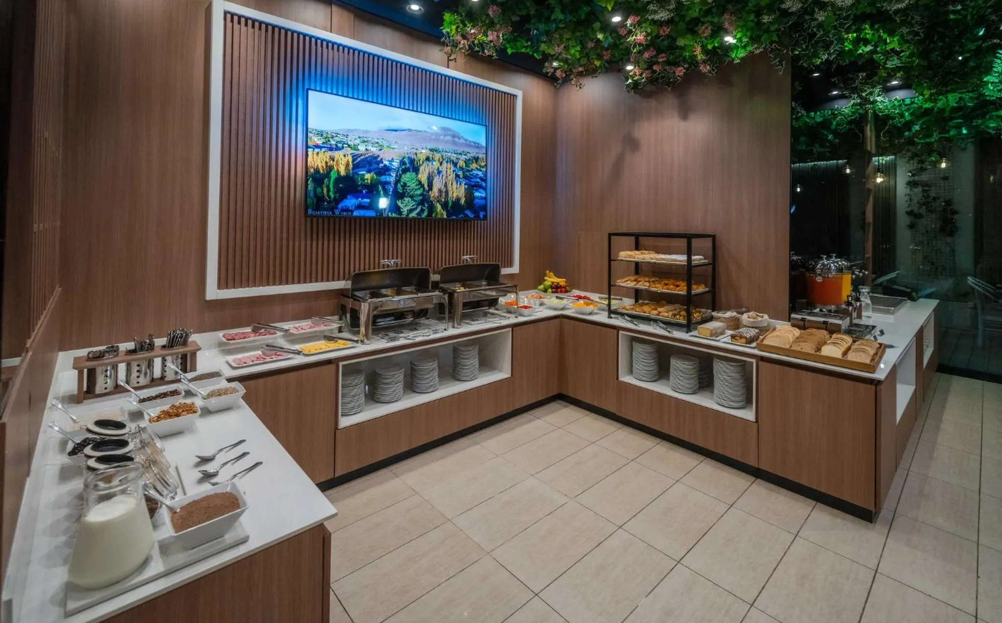 Breakfast in Holiday Inn Rosario by IHG