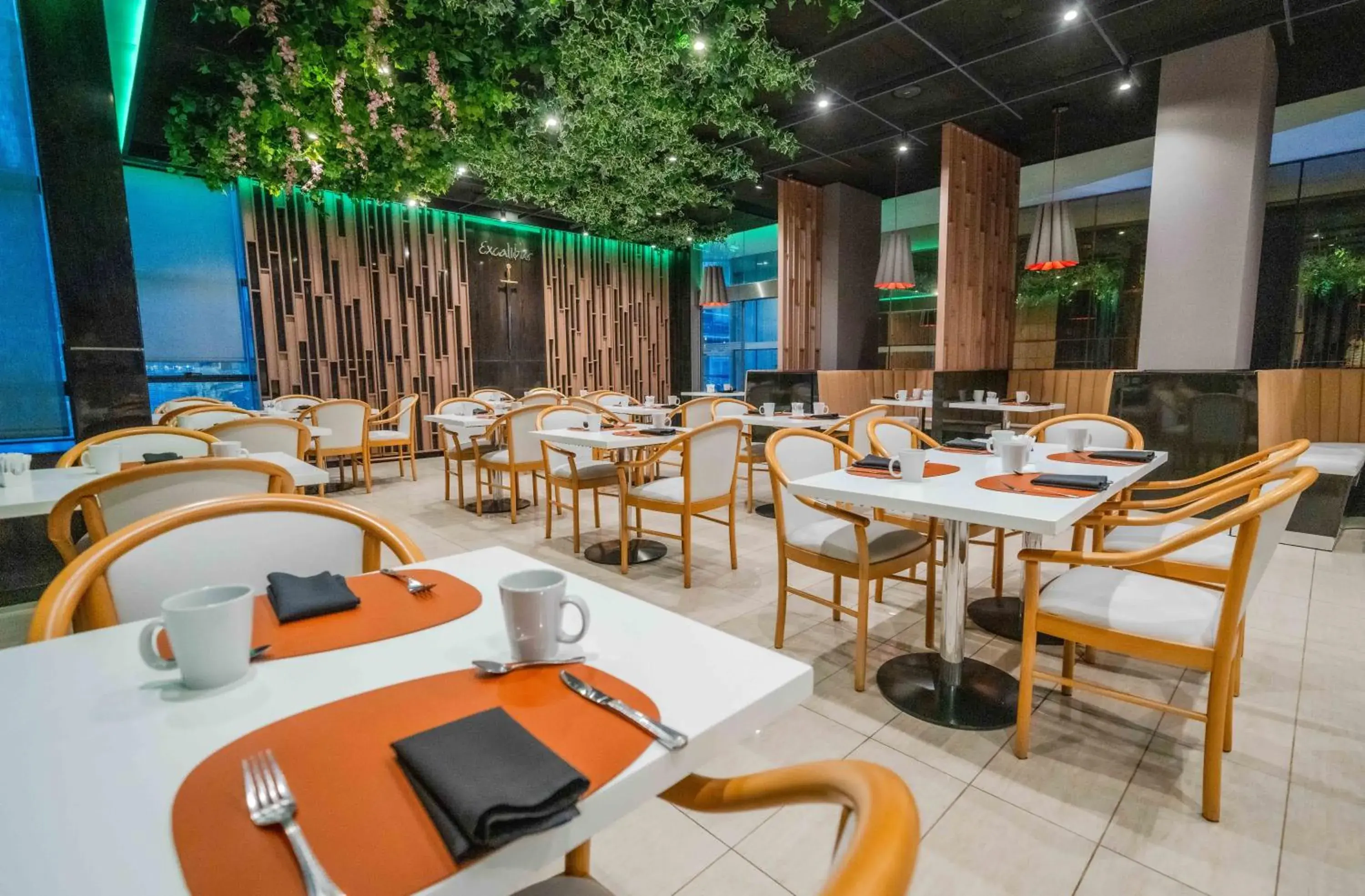 Restaurant/places to eat in Holiday Inn Rosario by IHG Restaurant/places to eat in Holiday Inn Rosario by IHG