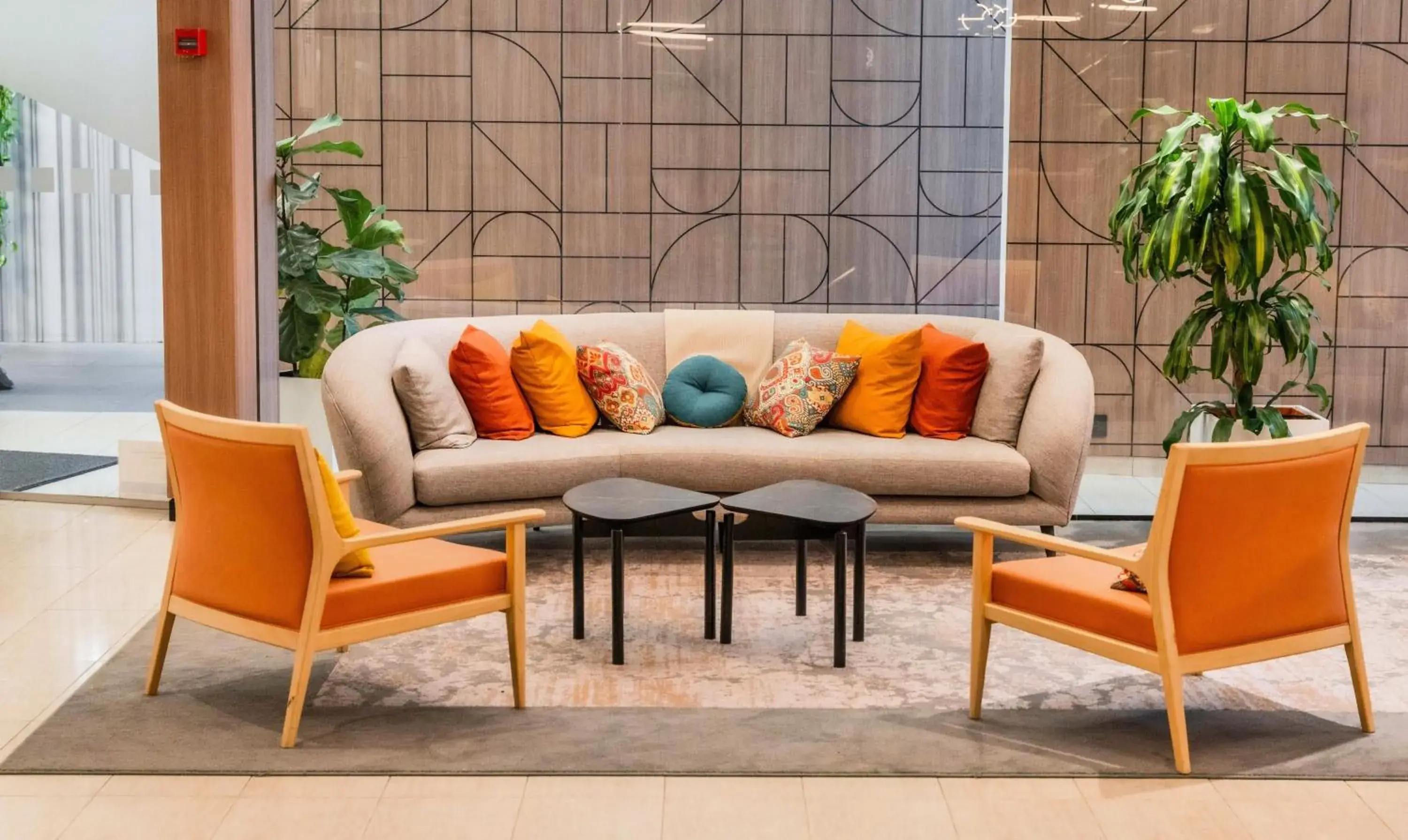 Lobby or reception in Holiday Inn Rosario by IHG Lobby or reception in Holiday Inn Rosario by IHG