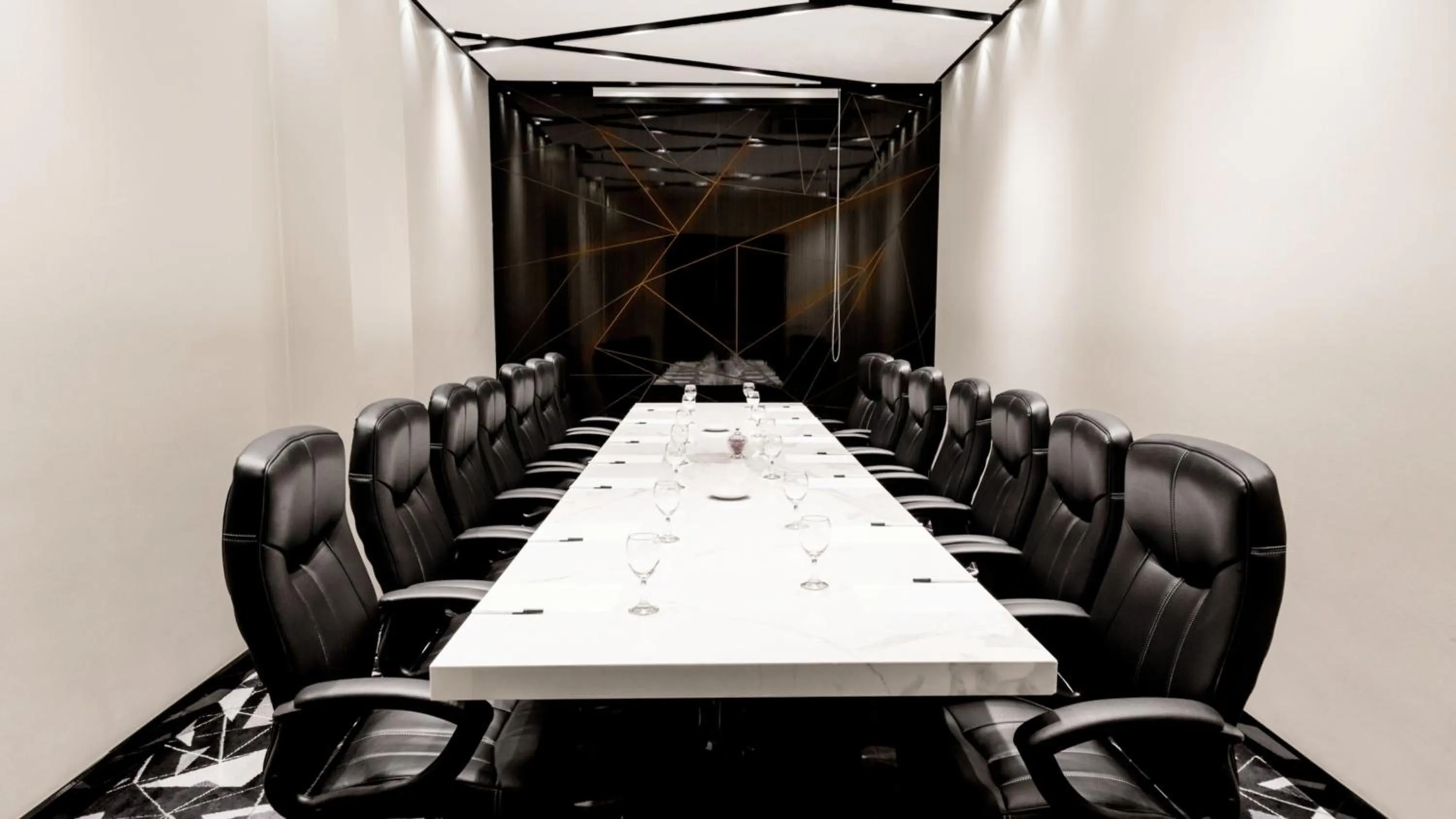 Meeting/conference room in Holiday Inn Rosario by IHG