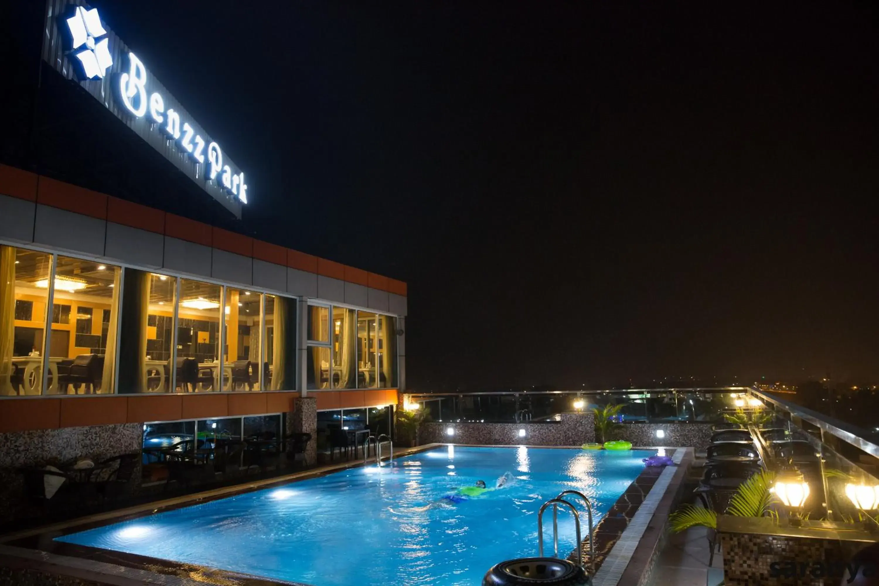 Swimming pool in Hotel Benzz Park Vellore Swimming pool in Hotel Benzz Park Vellore