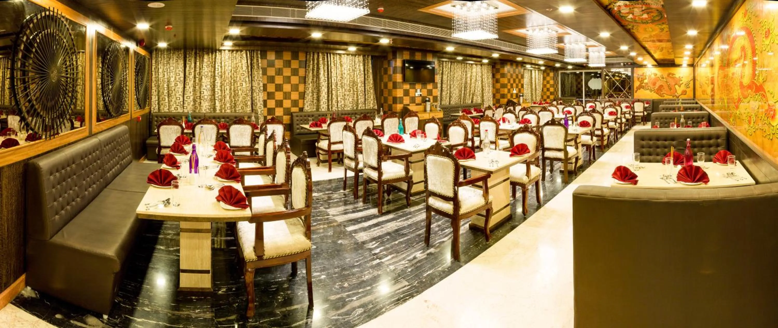 Banquet/Function facilities in Hotel Benzz Park Vellore