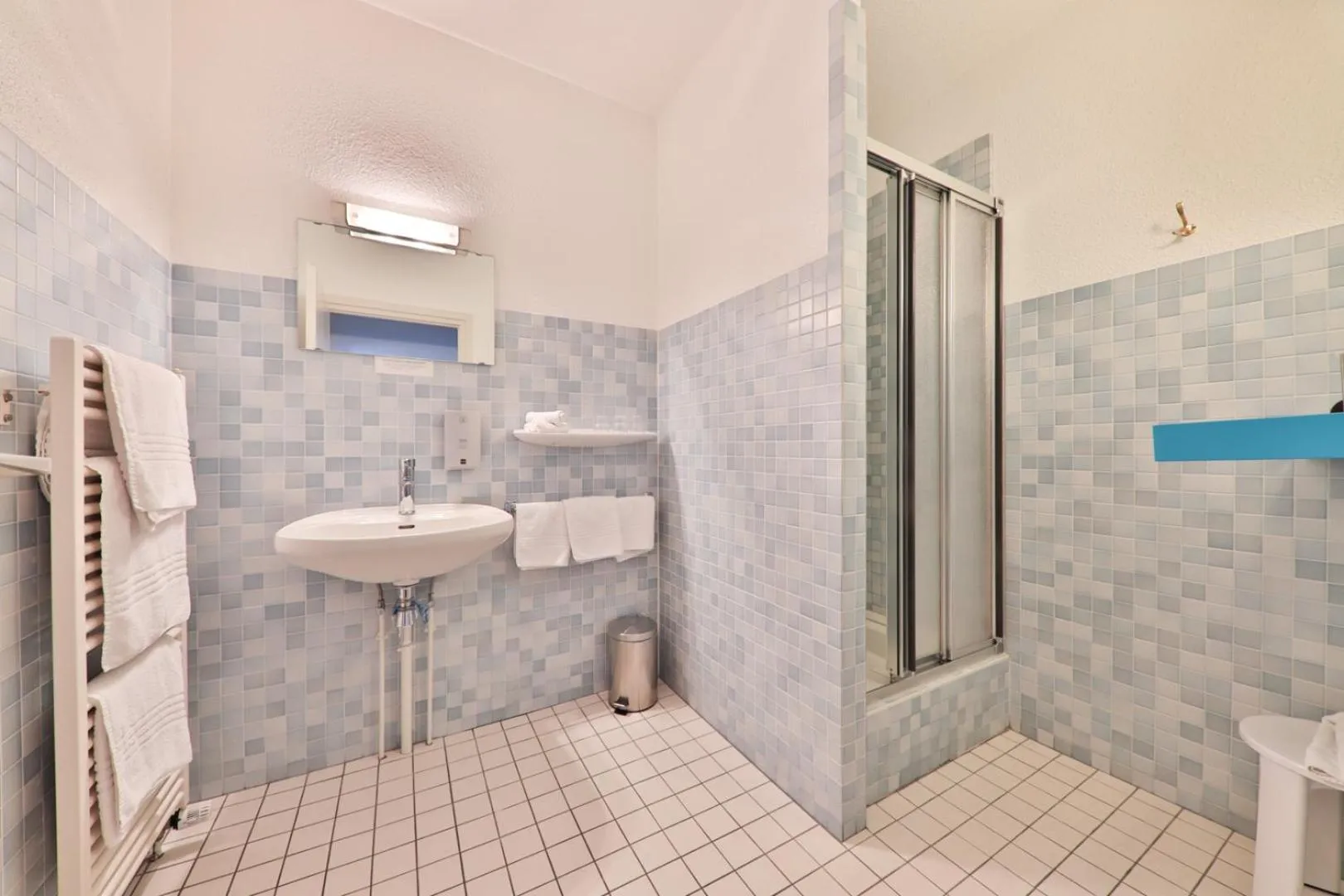 Bathroom in Hôtel Deybach