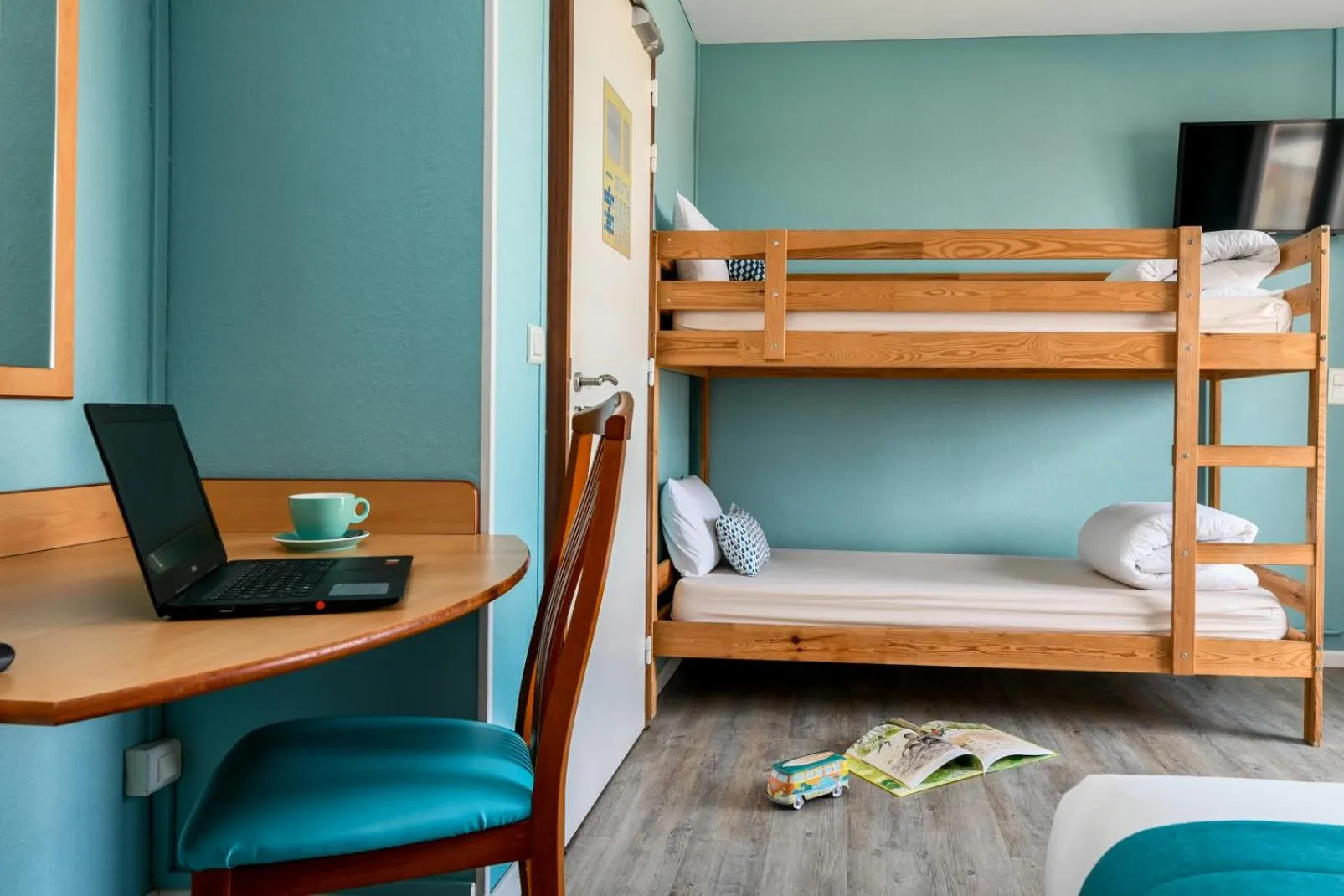 Bed in Logis Hotel de France