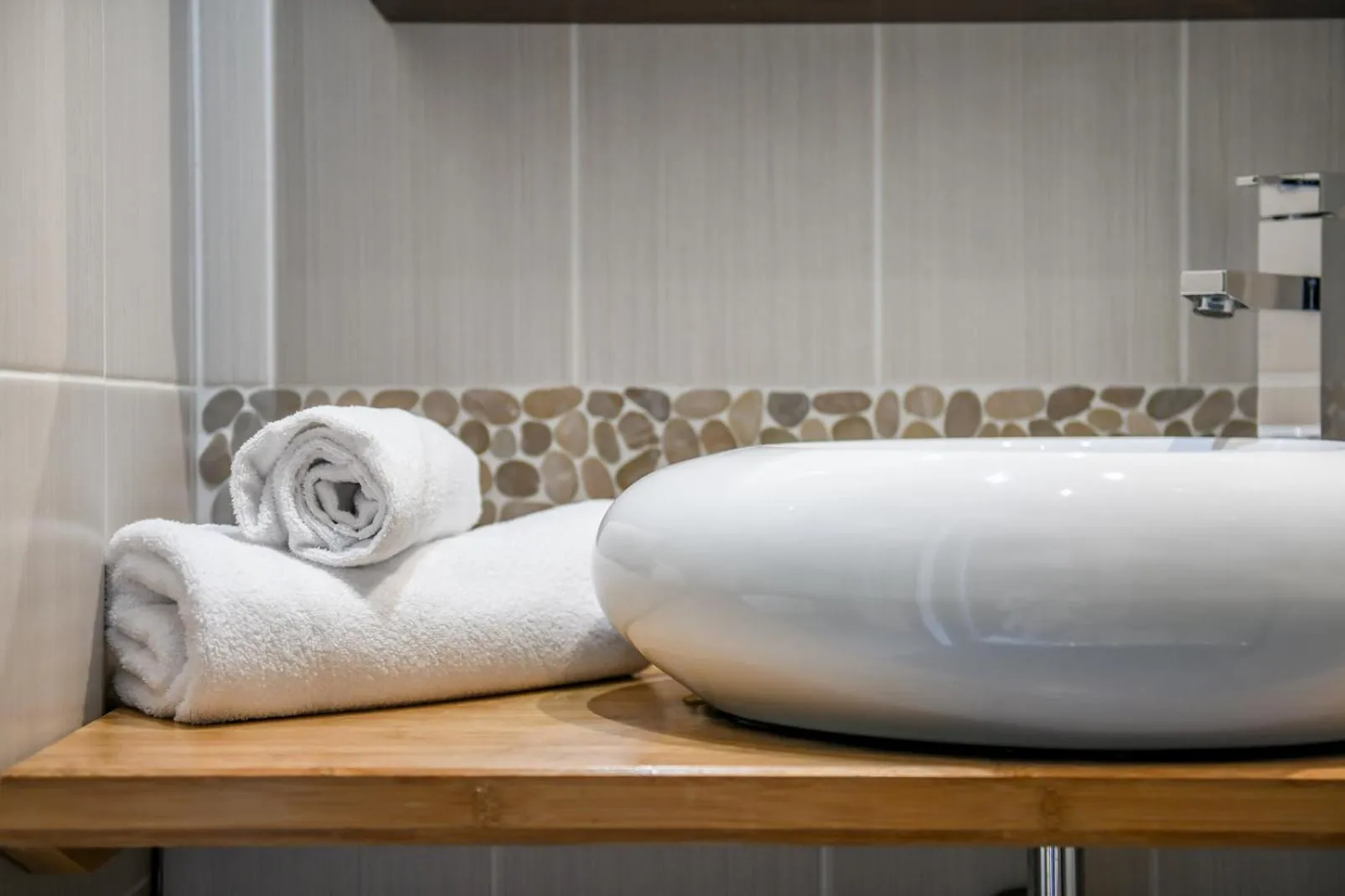Bathroom in Logis Hotel de France