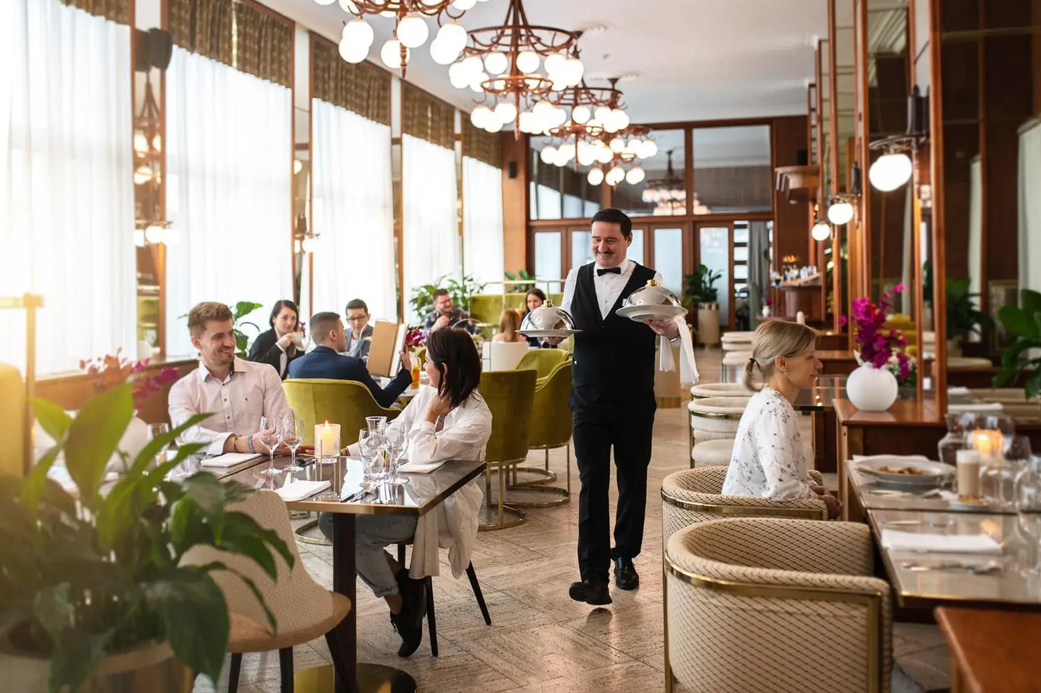 Restaurant/places to eat in Hotel Devín Restaurant/places to eat in Hotel Devín