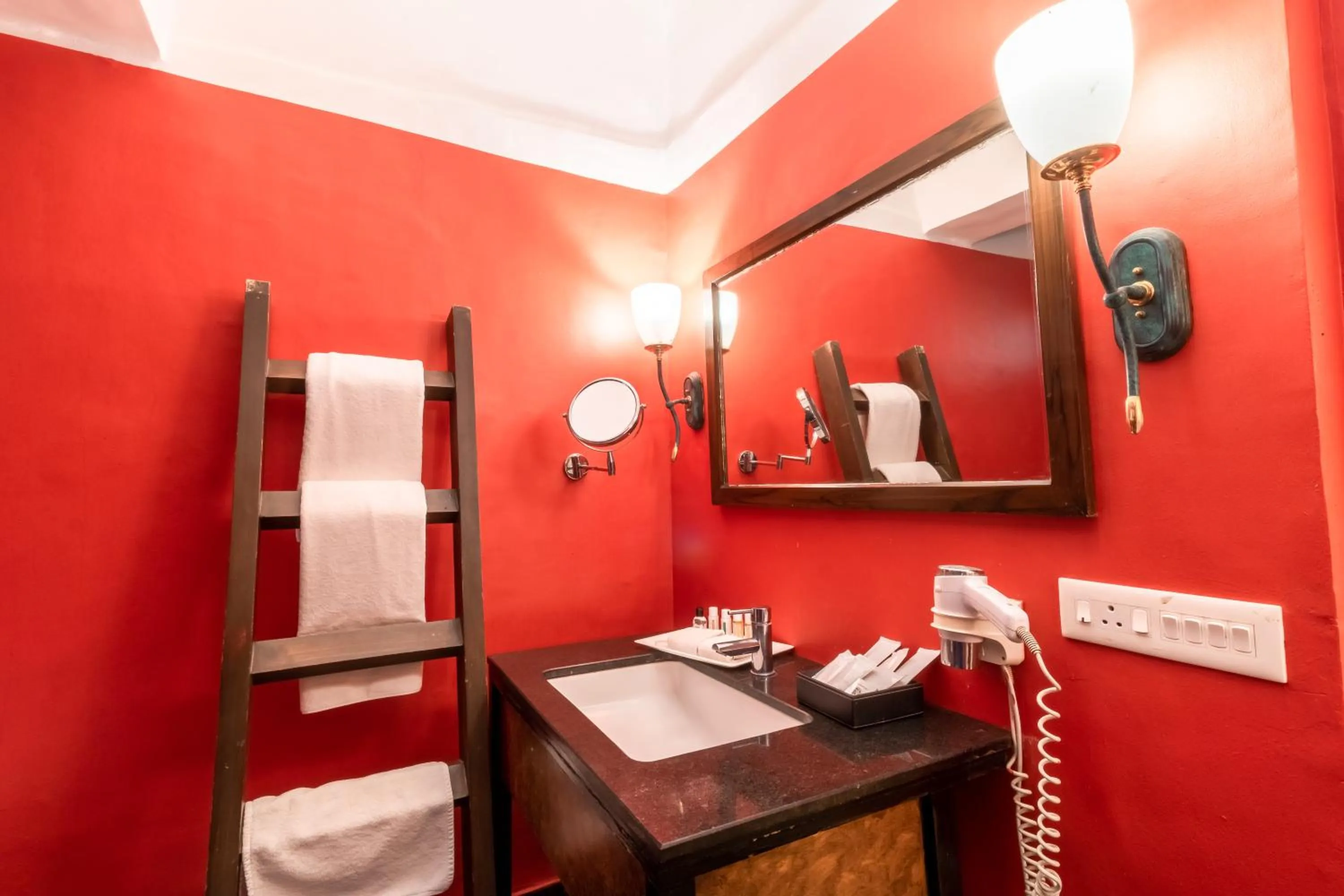 Bathroom in Residency Lake Resort & Spa