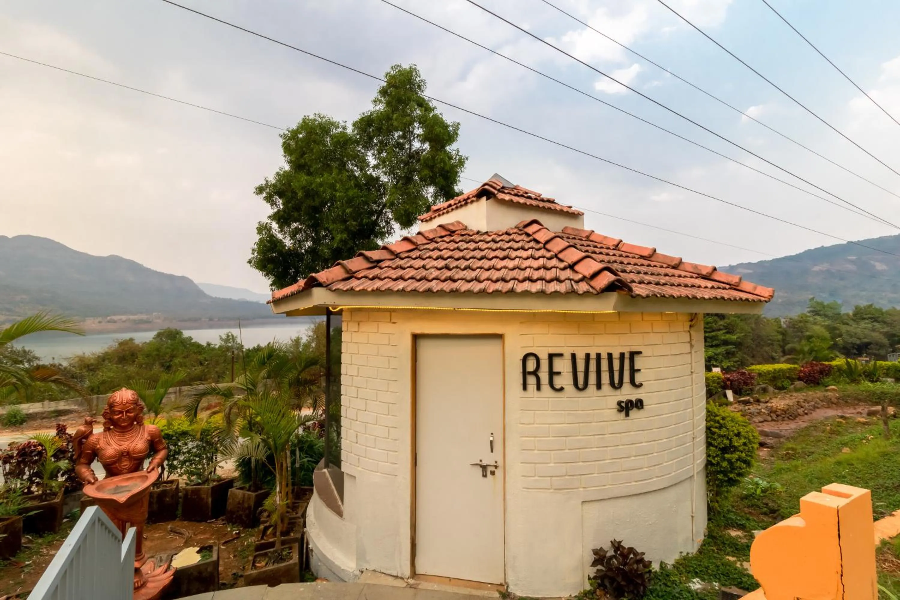 Spa and wellness centre/facilities in Residency Lake Resort & Spa