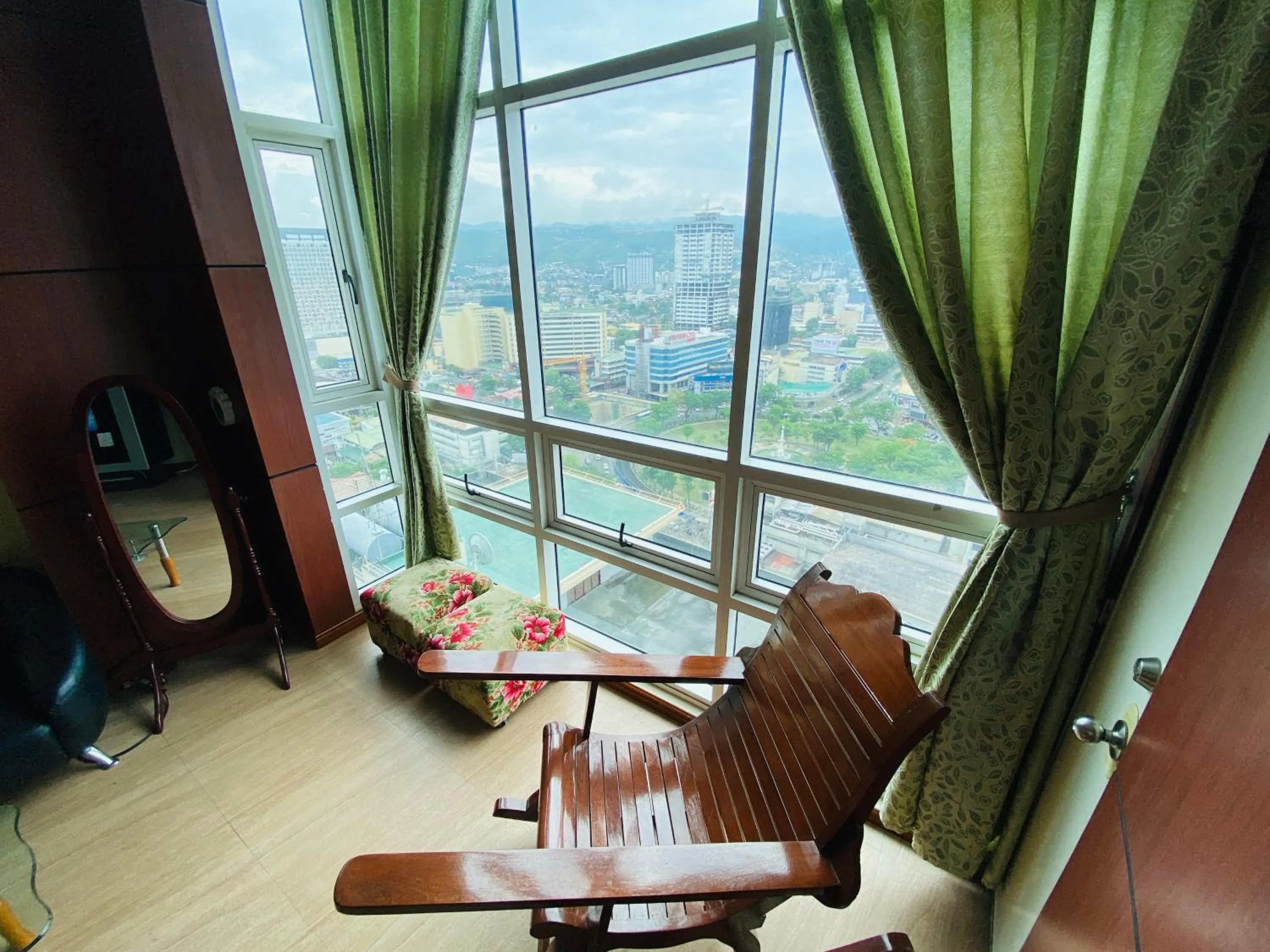 Cebu City Huge Lofts by P&J