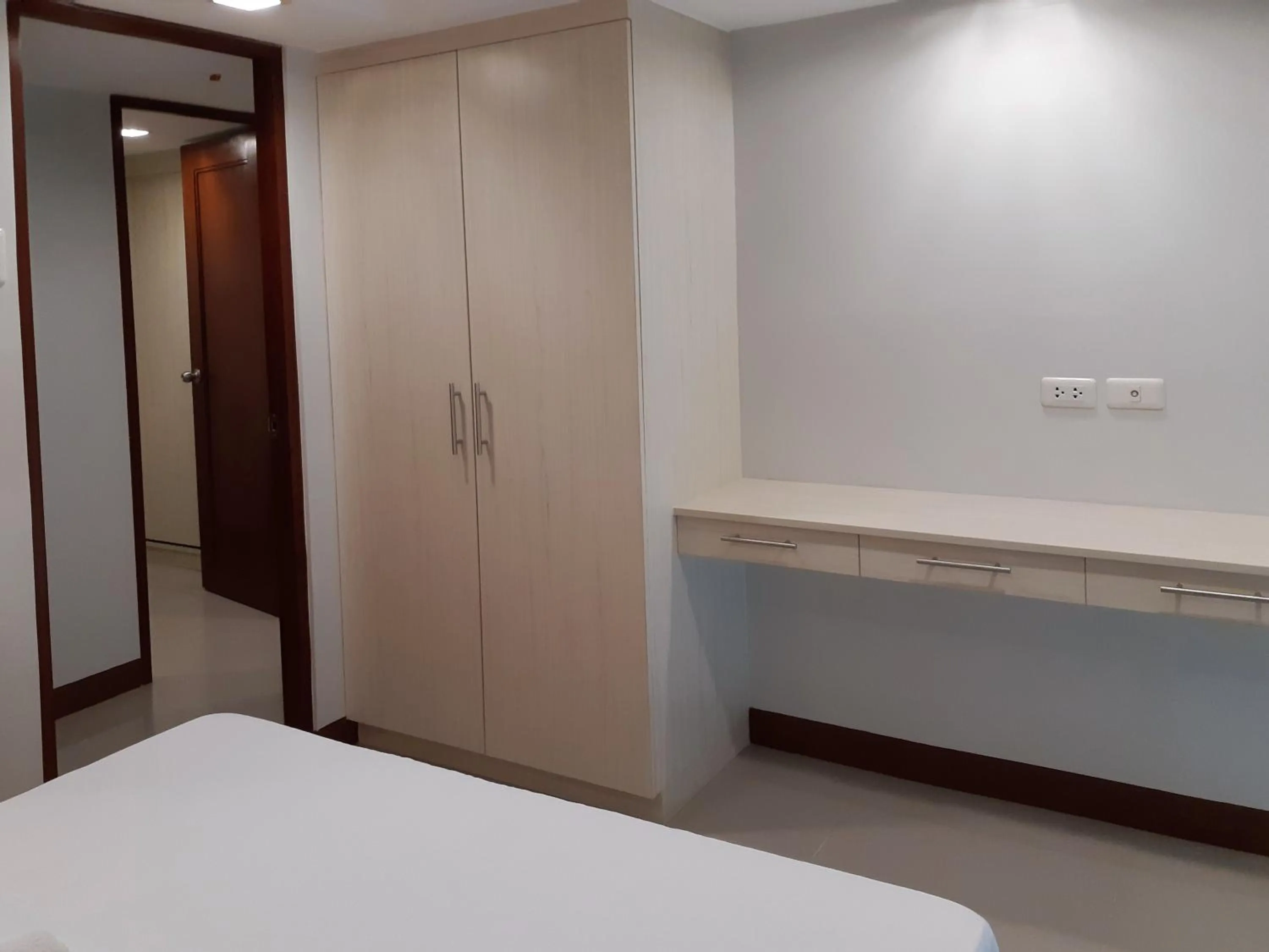 Cebu City Huge Lofts by P&J