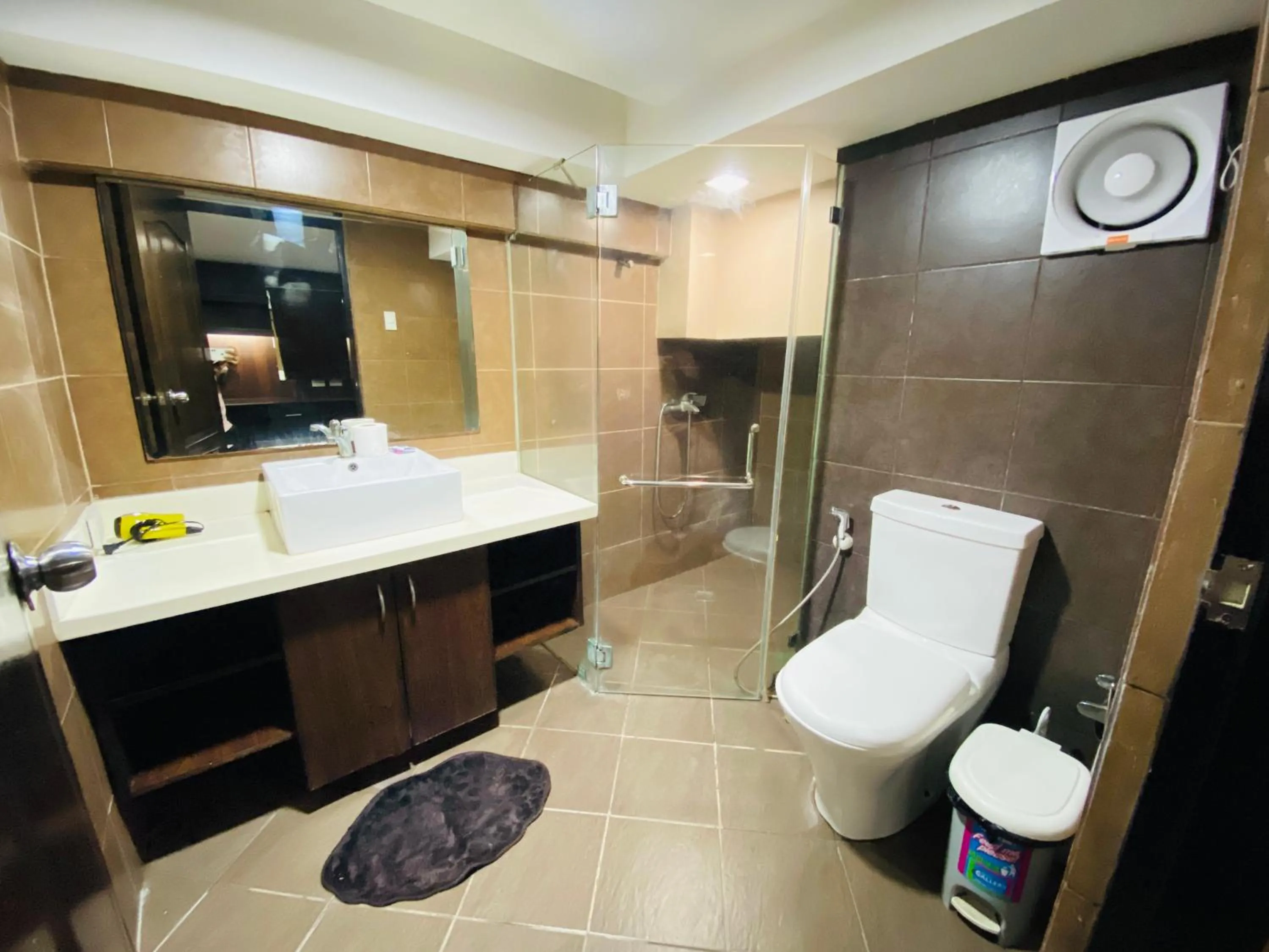 Cebu City Huge Lofts by P&J