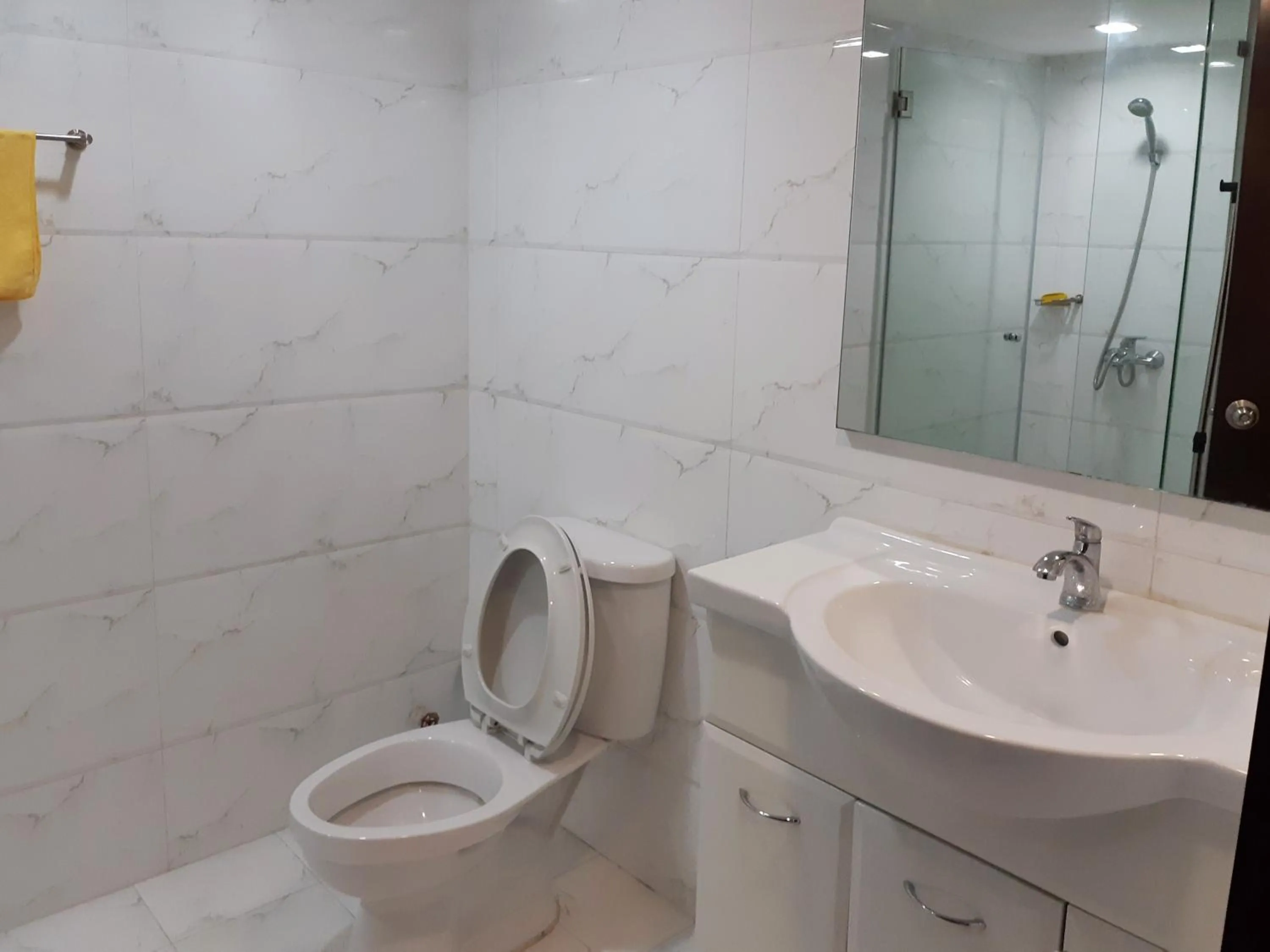 Cebu City Huge Lofts by P&J