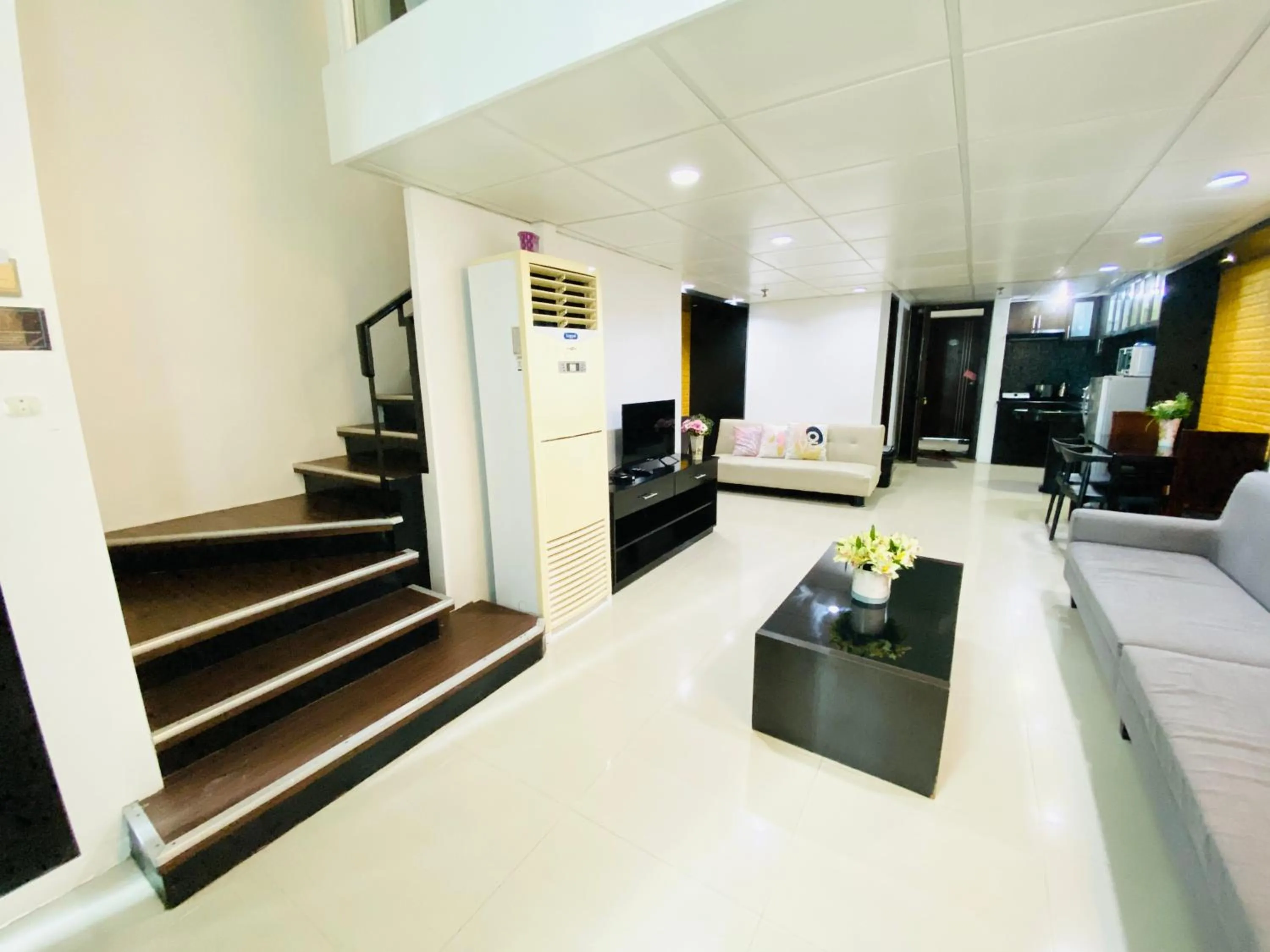 Cebu City Huge Lofts by P&J