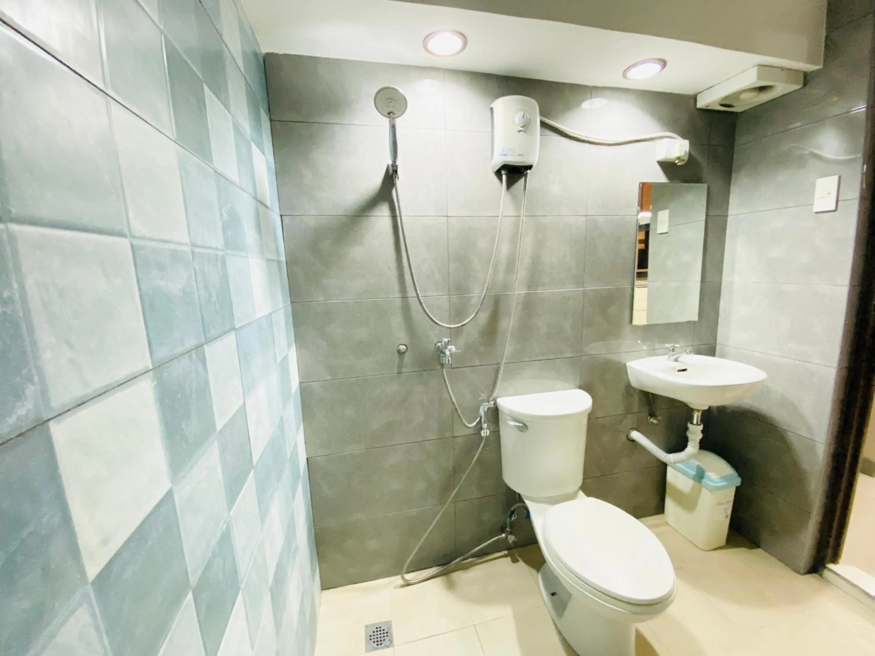 Cebu City Huge Lofts by P&J