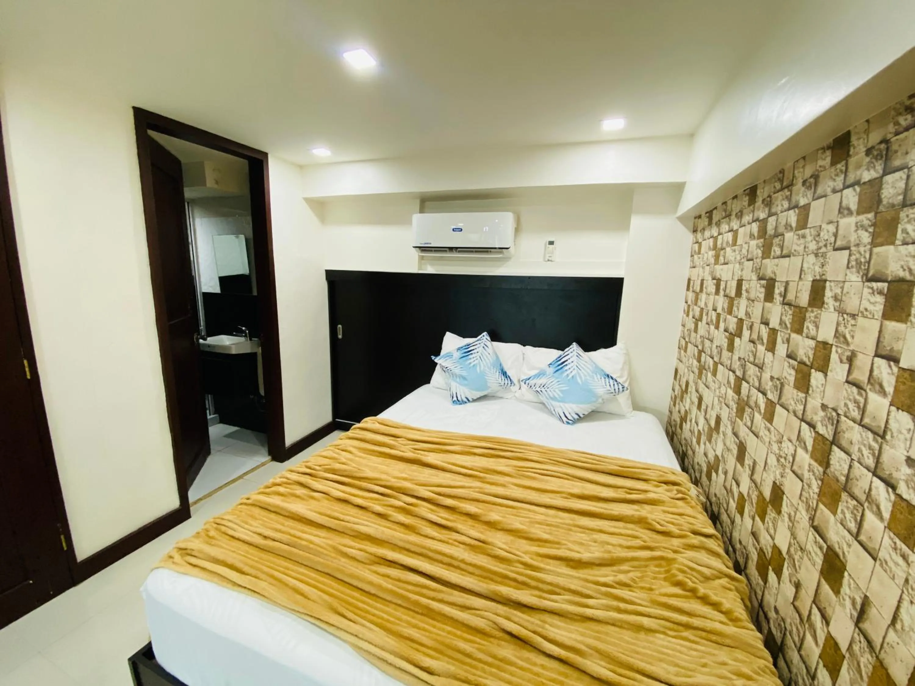 Cebu City Huge Lofts by P&J