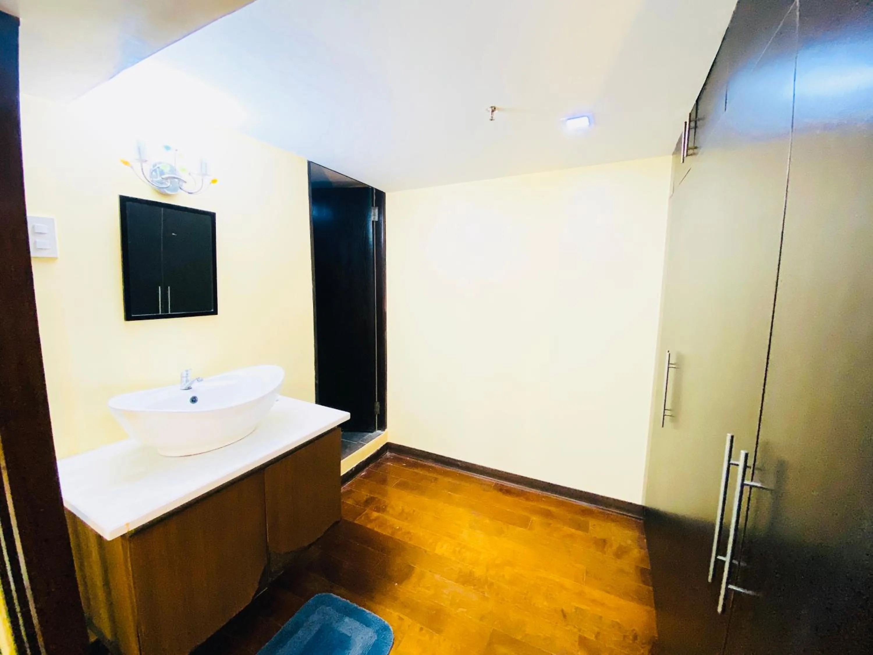 Cebu City Huge Lofts by P&J