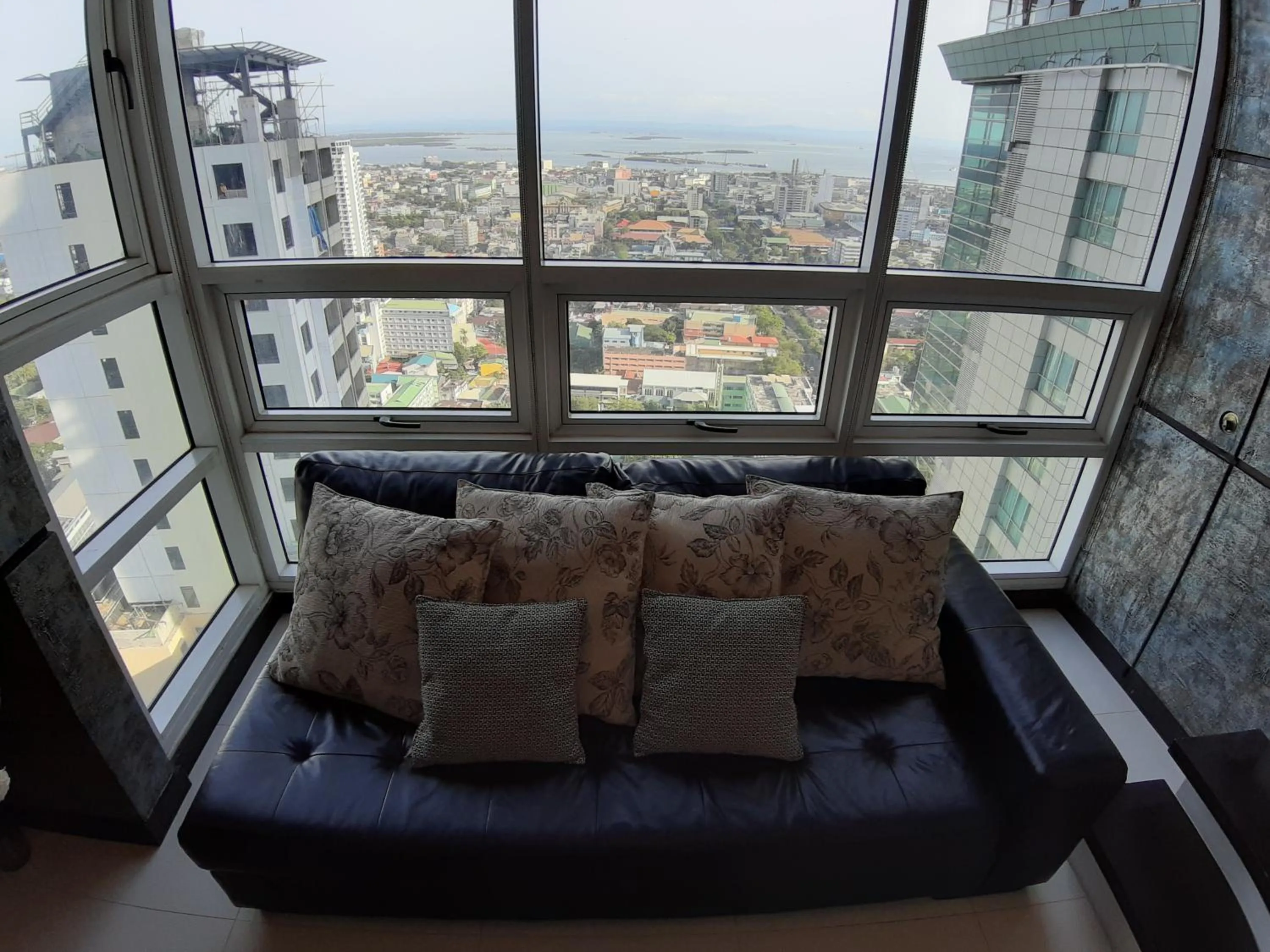Cebu City Huge Lofts by P&J
