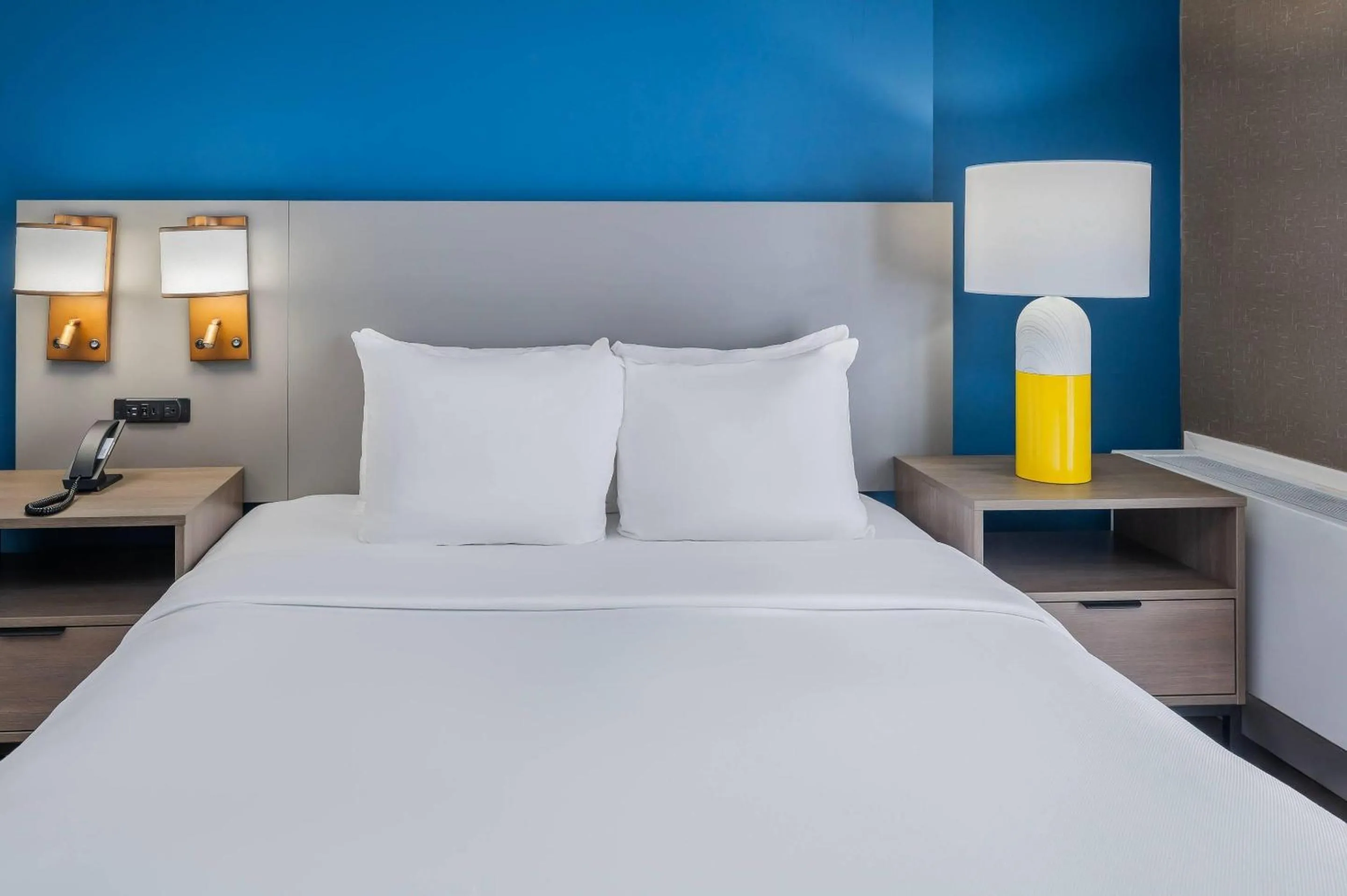 Bedroom, Bed in Comfort Inn