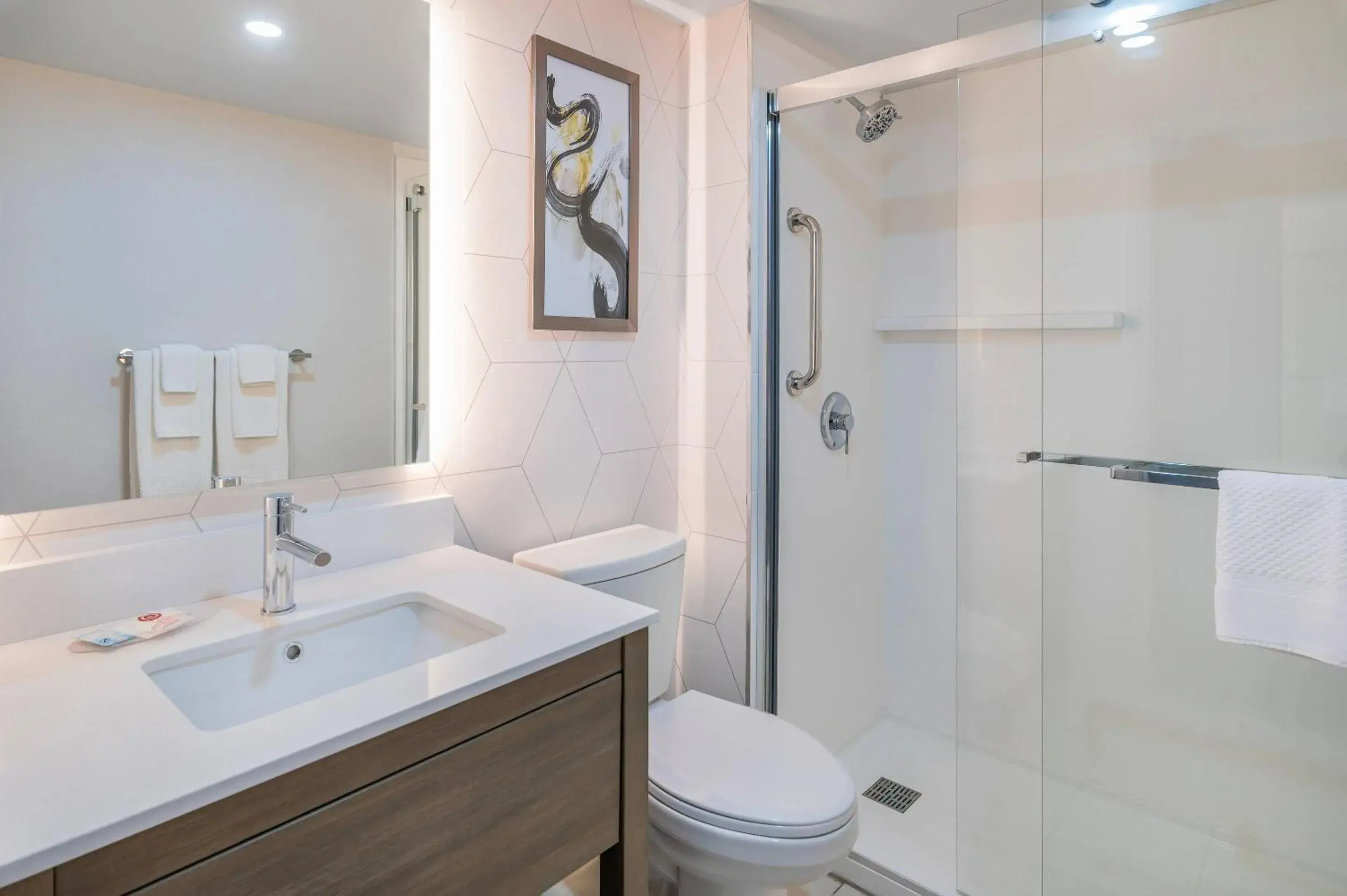 Bedroom in Comfort Inn Bedroom in Comfort Inn