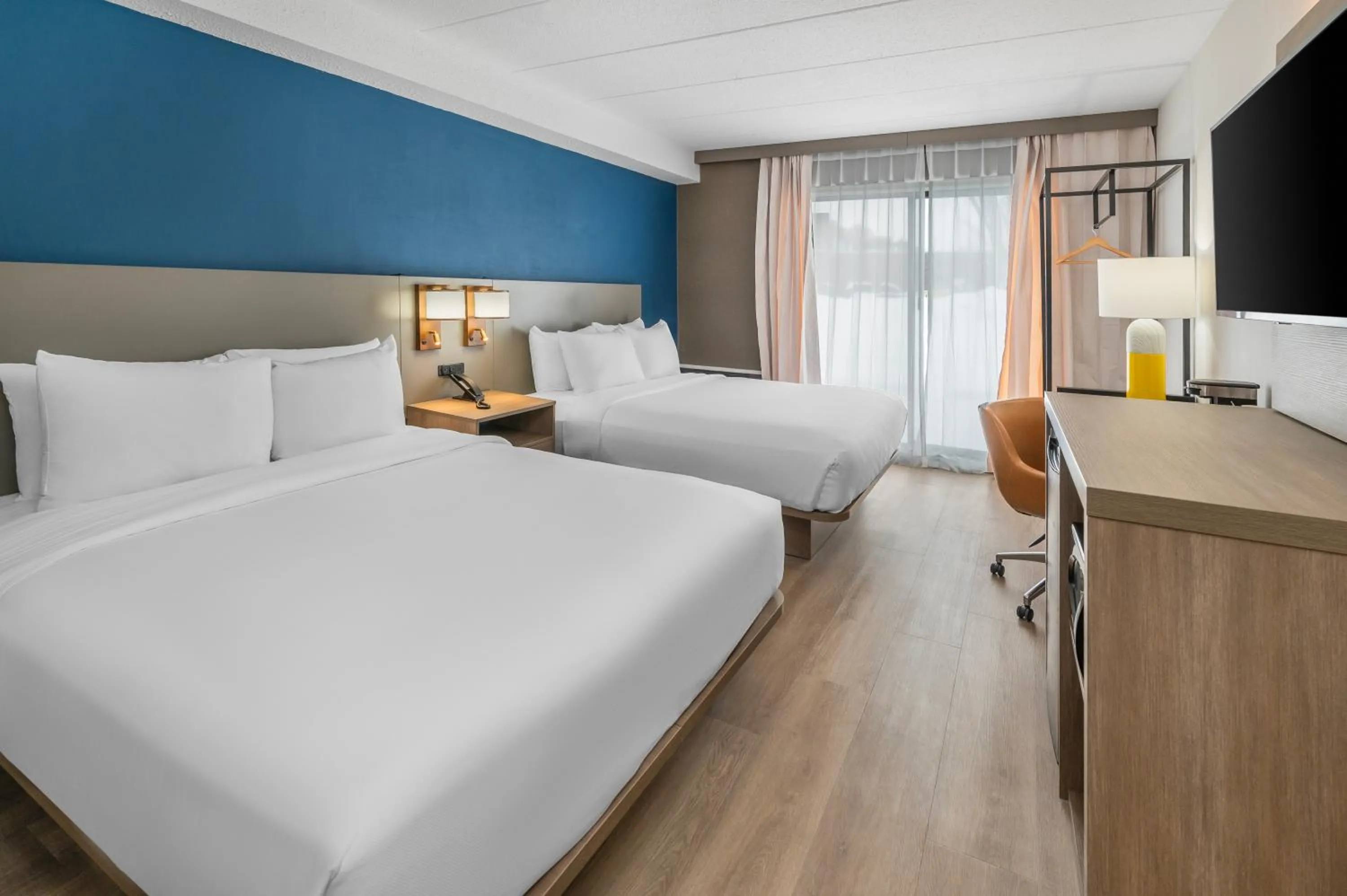 Photo of the whole room, Bed in Comfort Inn