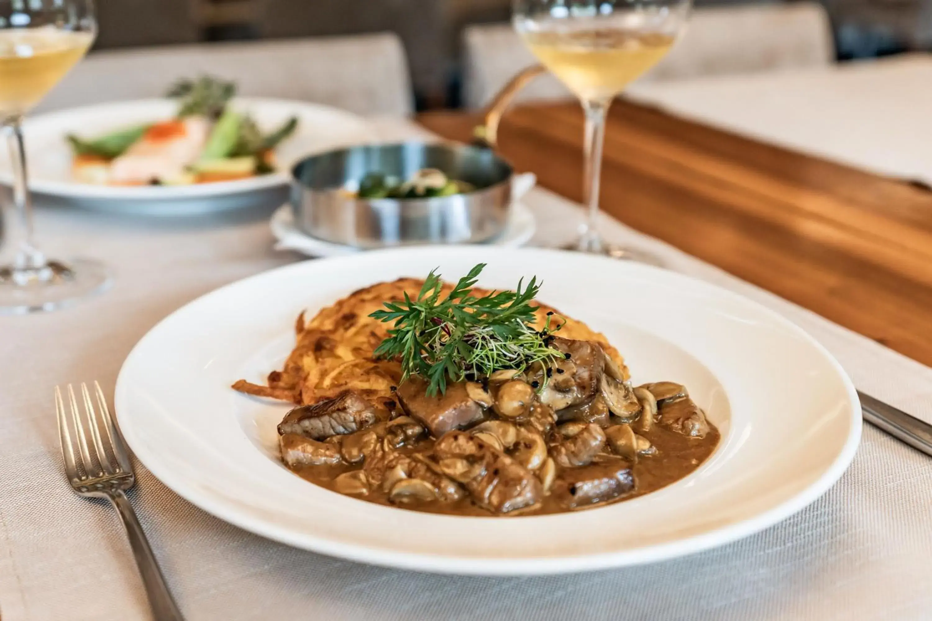 Restaurant/places to eat in Tailormade Hotel KRONE Sarnen Restaurant/places to eat in Tailormade Hotel KRONE Sarnen