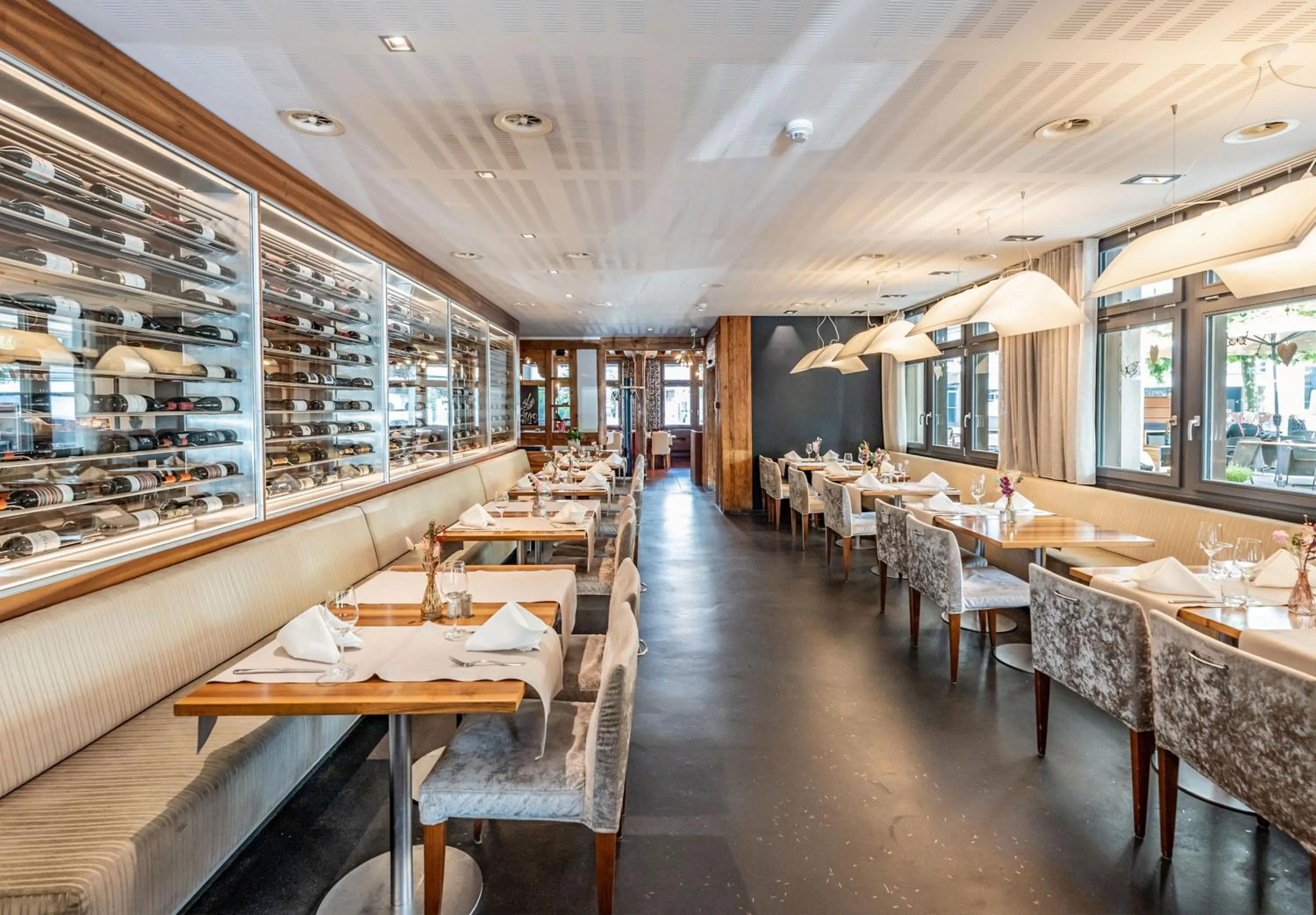 Restaurant/places to eat in Tailormade Hotel KRONE Sarnen