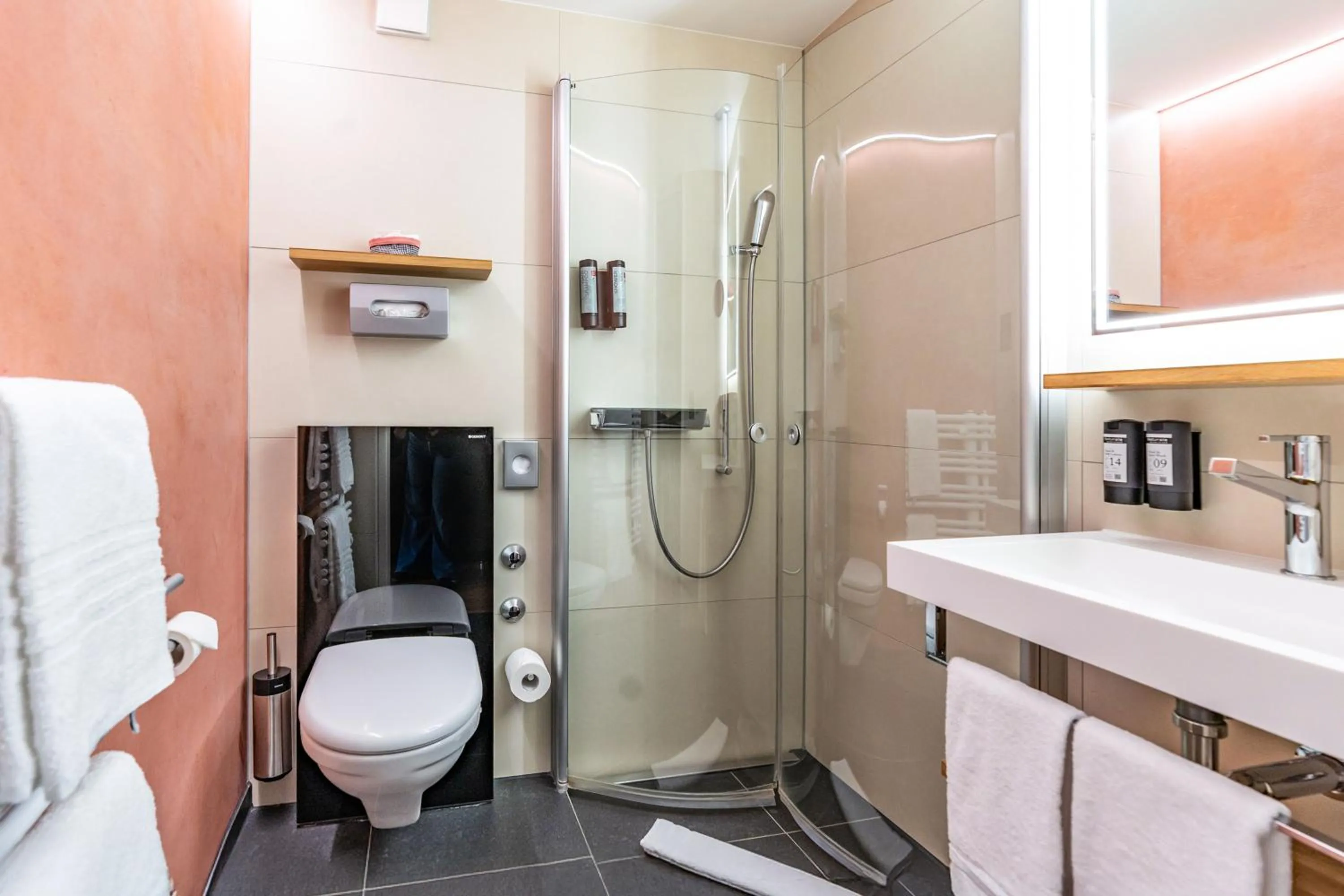 Shower in Tailormade Hotel KRONE Sarnen