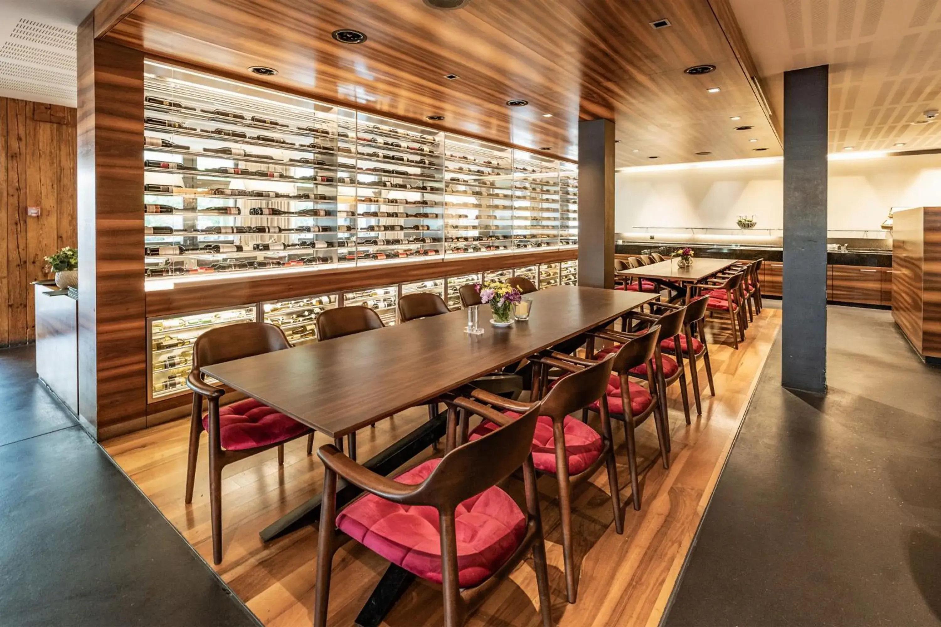 Restaurant/places to eat in Tailormade Hotel KRONE Sarnen Restaurant/places to eat in Tailormade Hotel KRONE Sarnen