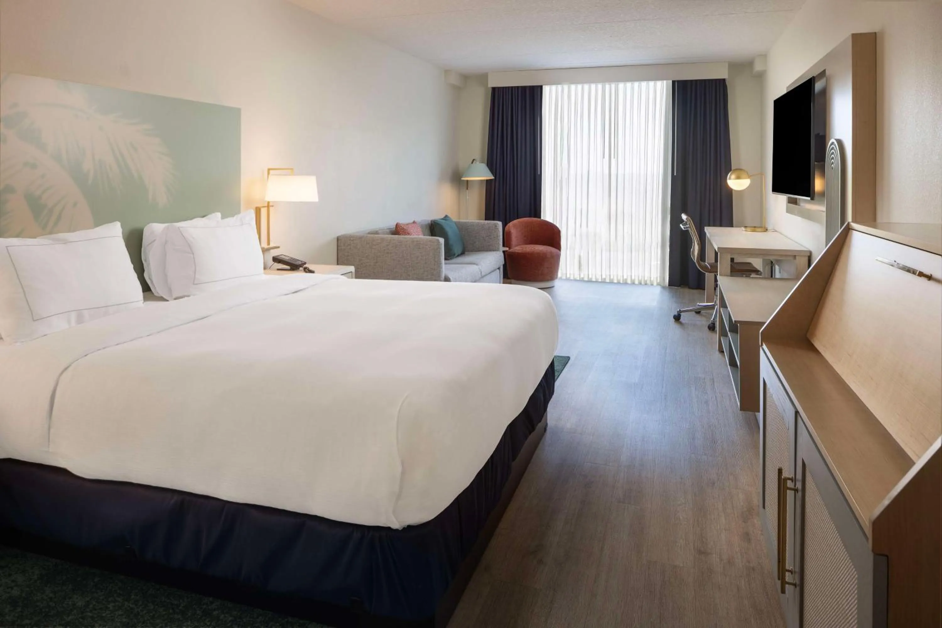 Bedroom, Bed in Hotel Dello Ft Lauderdale Airport, Tapestry Collection by Hilton