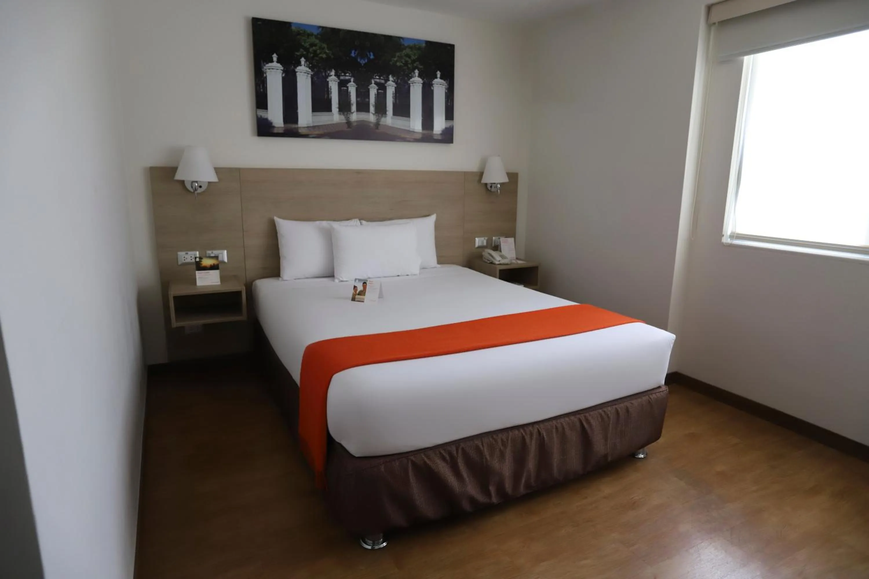 Shower, Bed in Casa Andina Standard Miraflores San Antonio