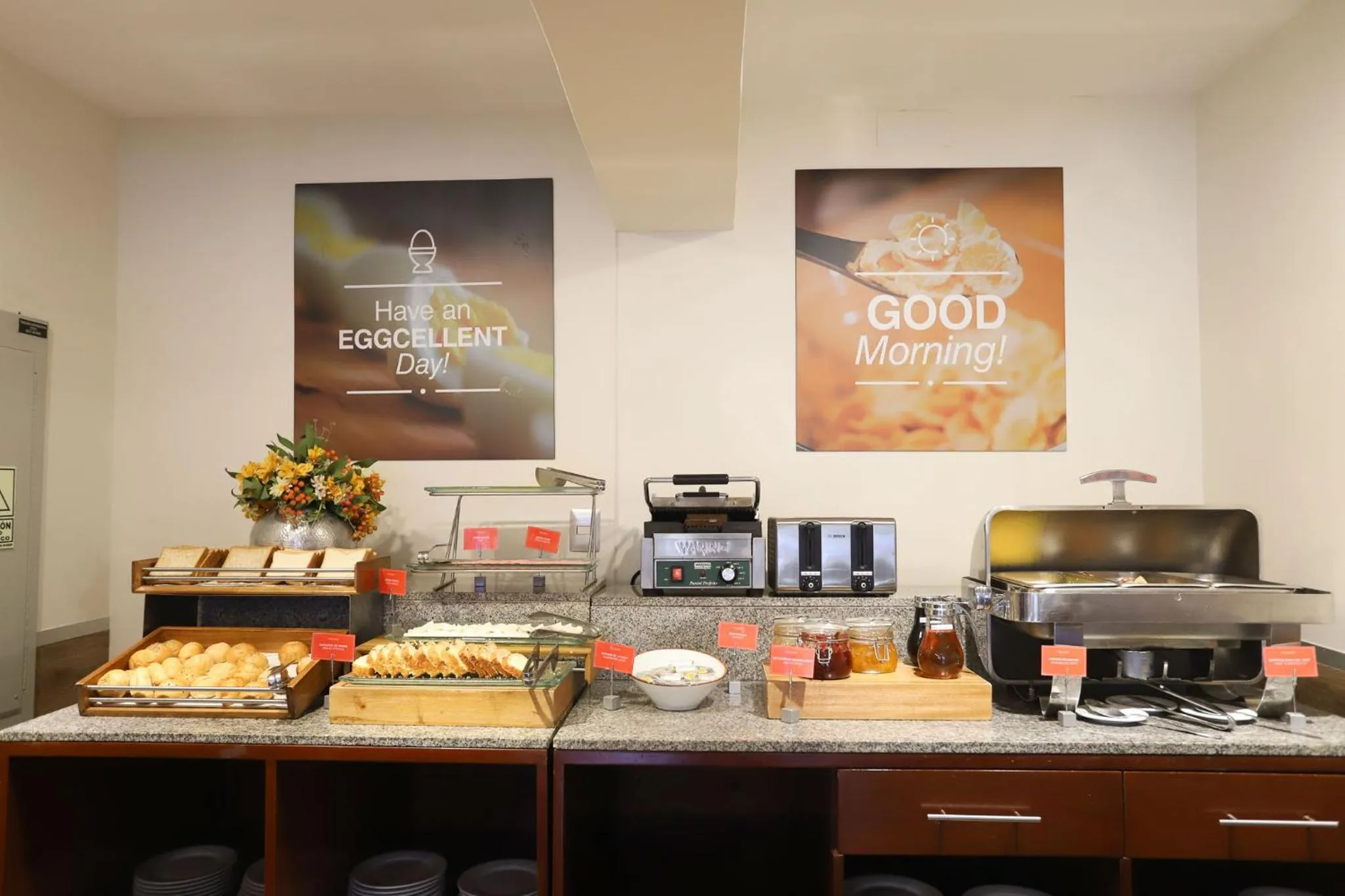 Buffet breakfast in Casa Andina Standard Miraflores San Antonio