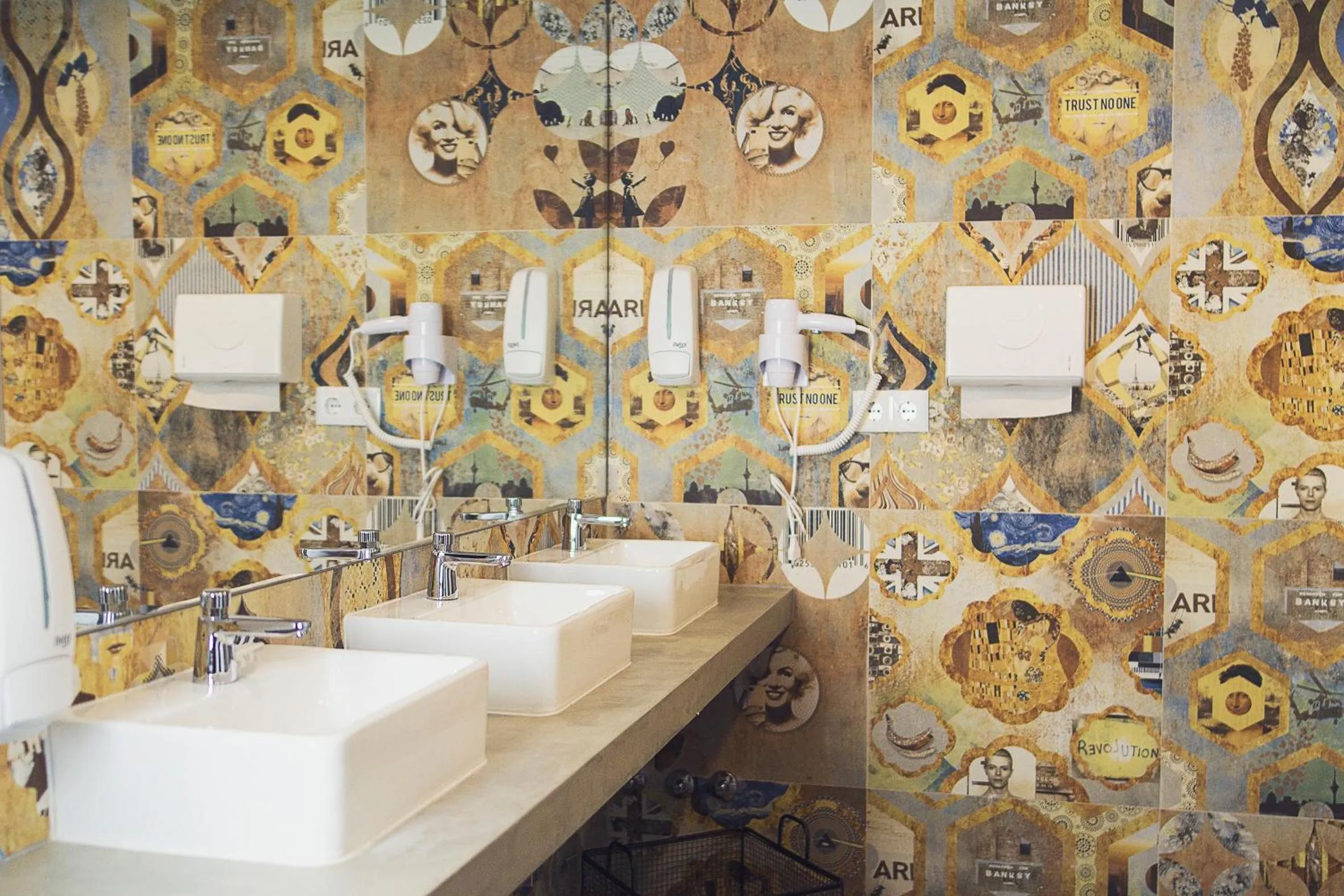 Bathroom in Art 4 You Cascais Suites