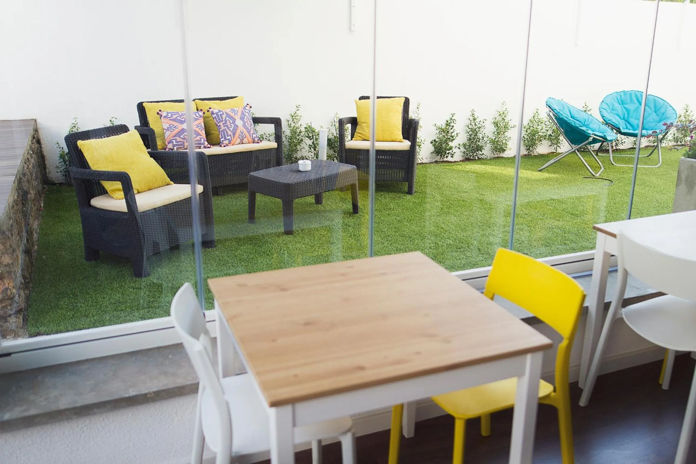 Patio in Art 4 You Cascais Suites